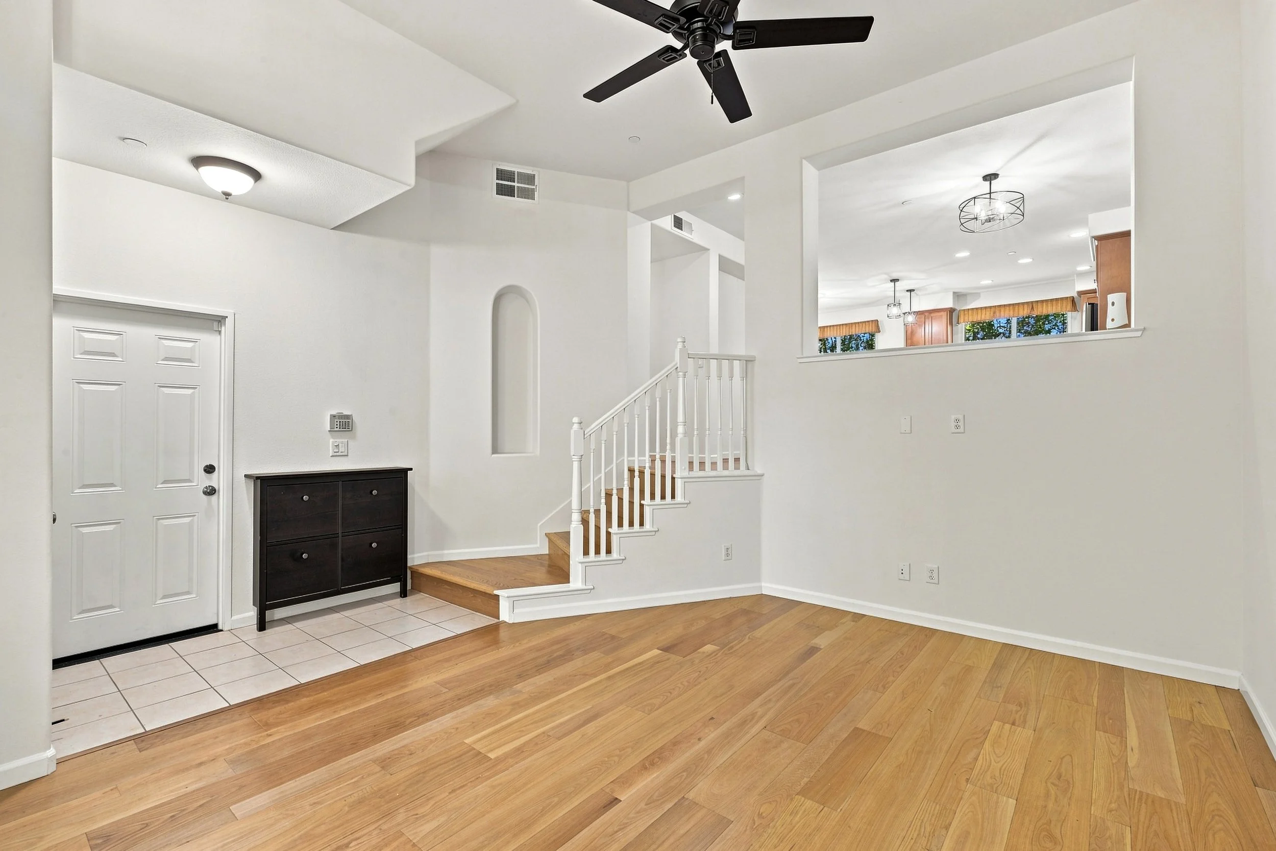 2580 W El Camino Ave 8.jpg