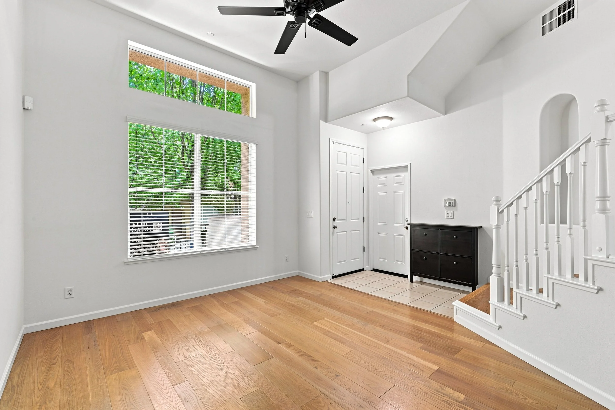 2580 W El Camino Ave 9.jpg
