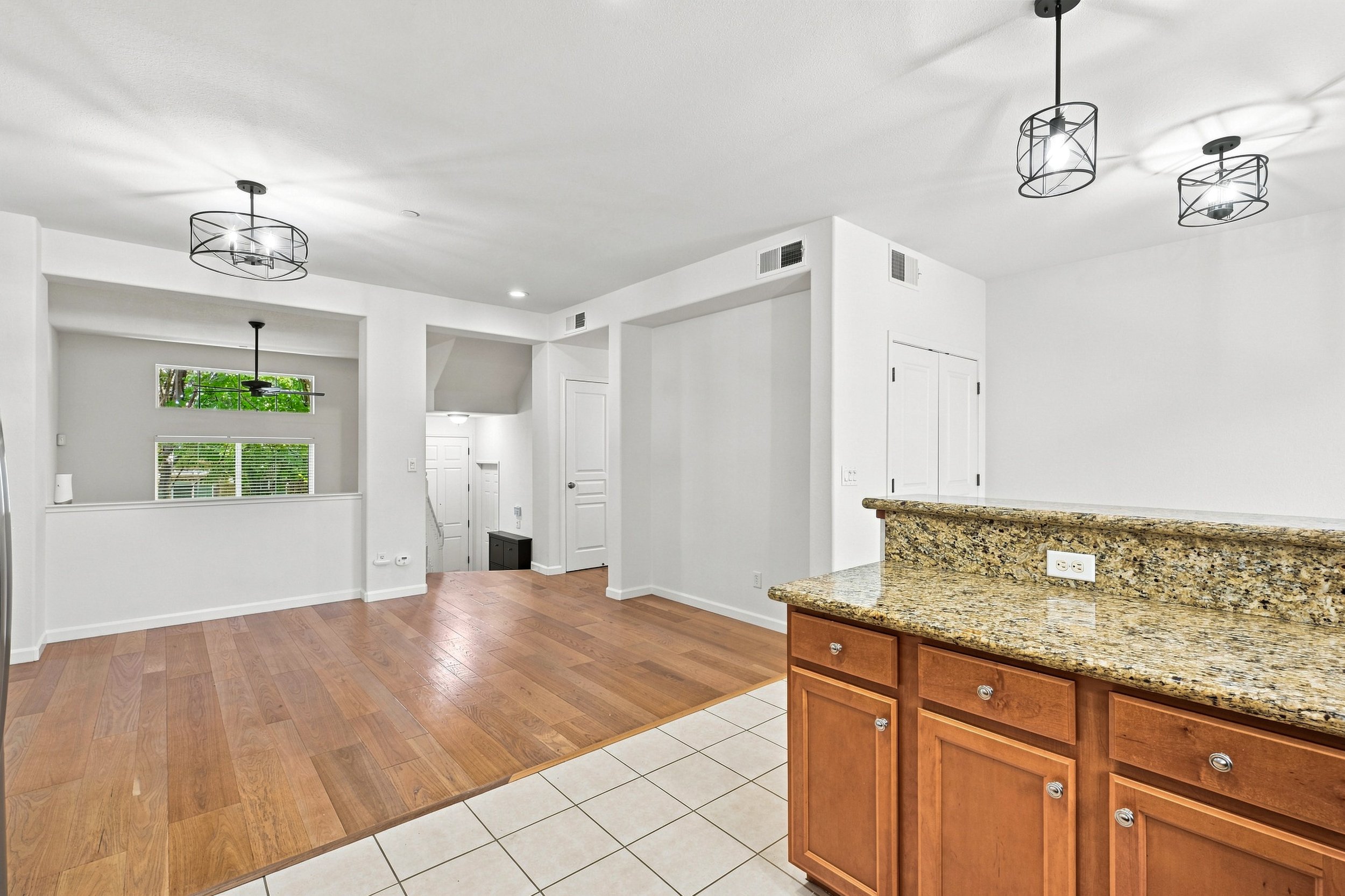 2580 W El Camino Ave 14.jpg