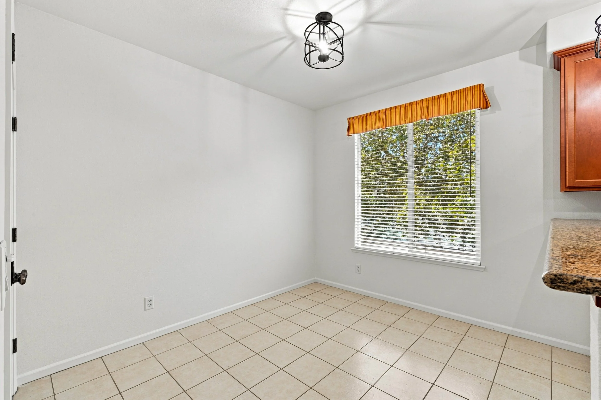 2580 W El Camino Ave 15.jpg