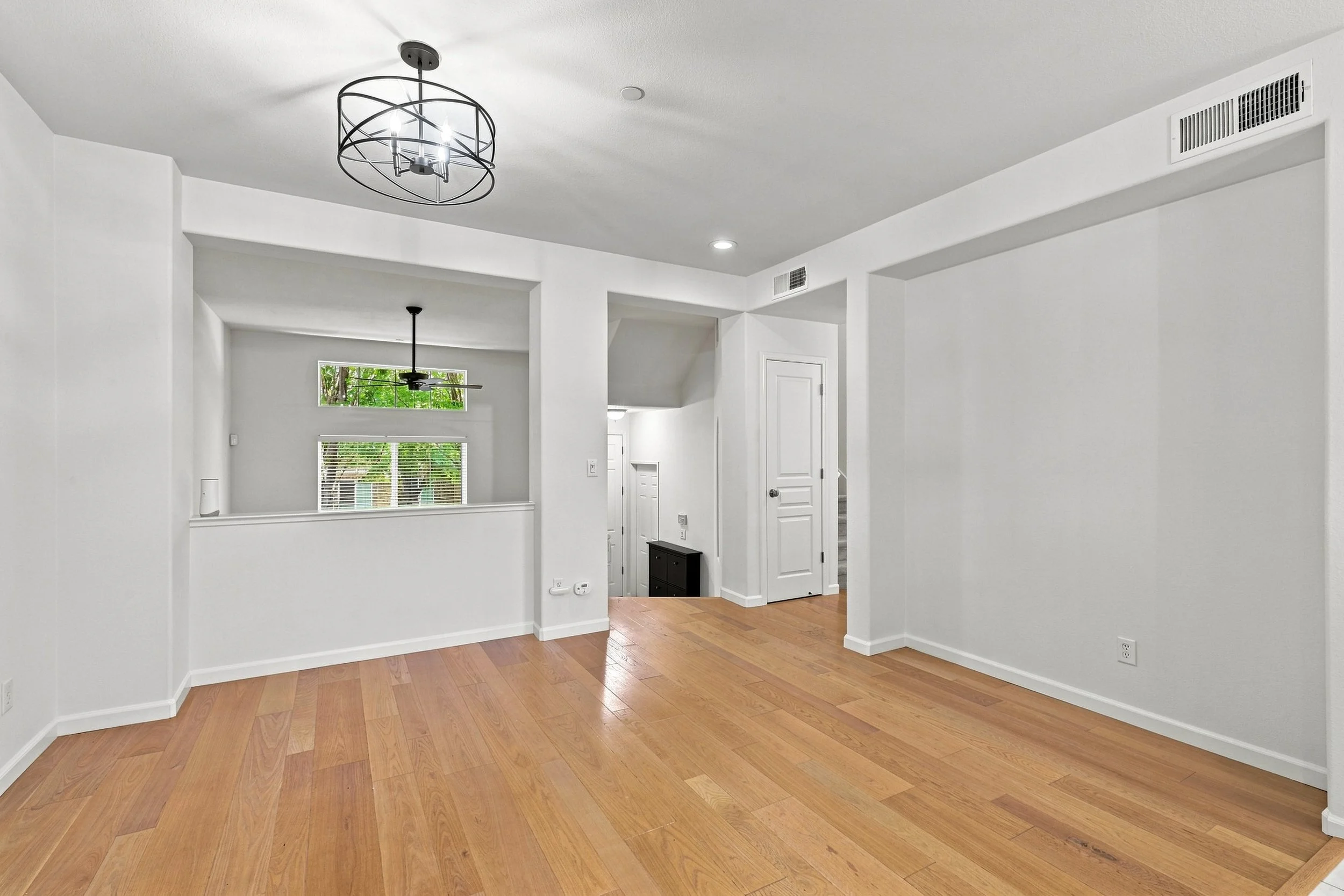 2580 W El Camino Ave 19.jpg