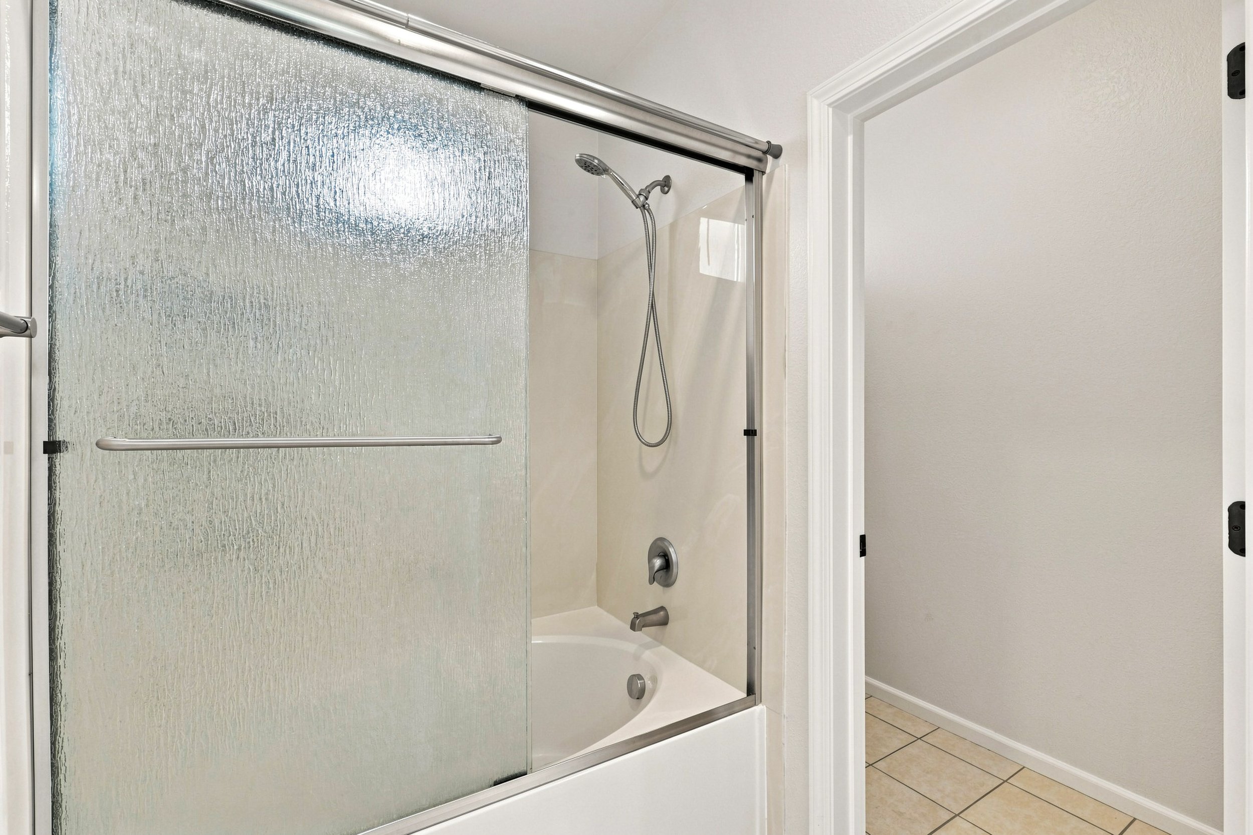 2580 W El Camino Ave 32.jpg