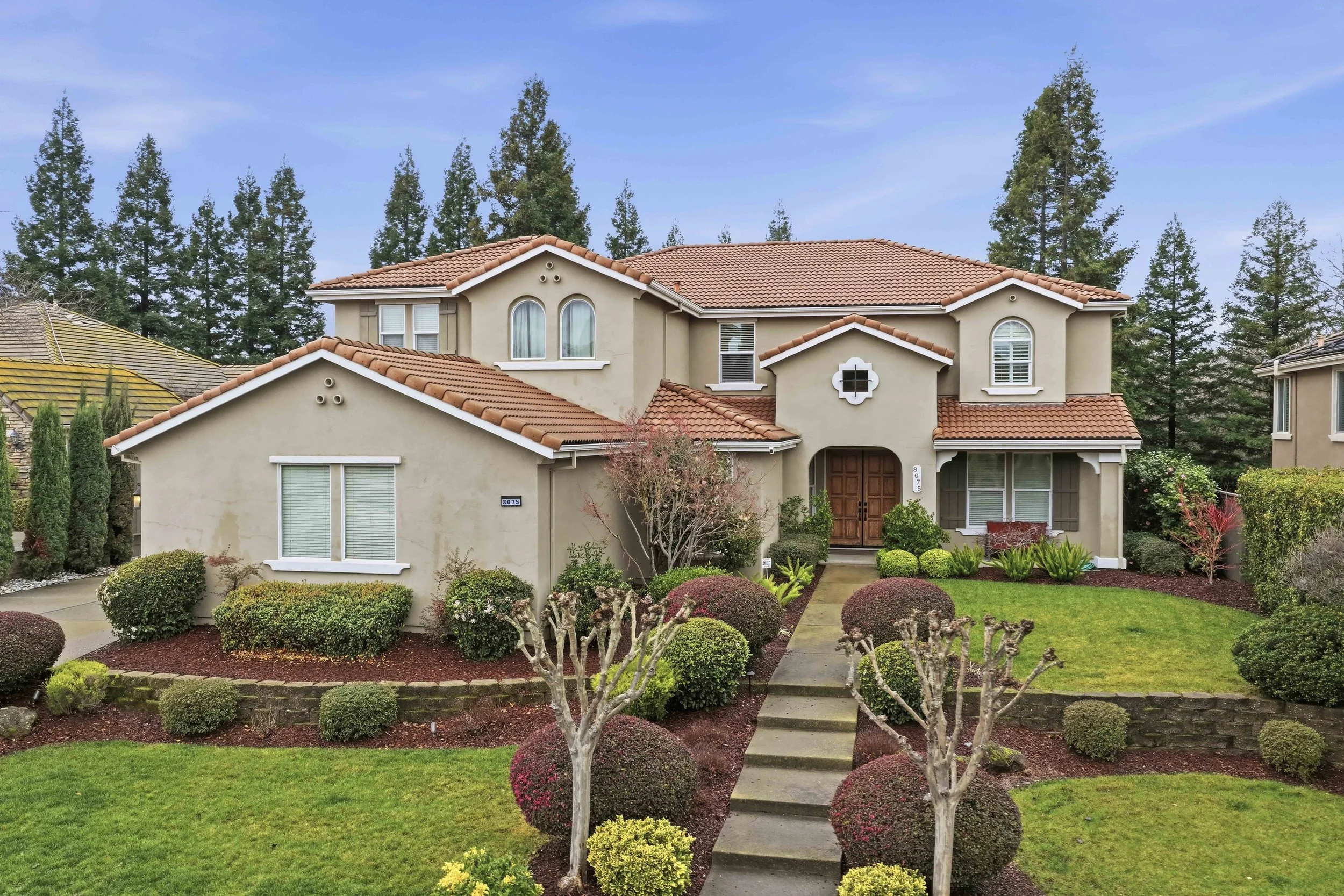 8075 Chestnut Ct 2.jpg