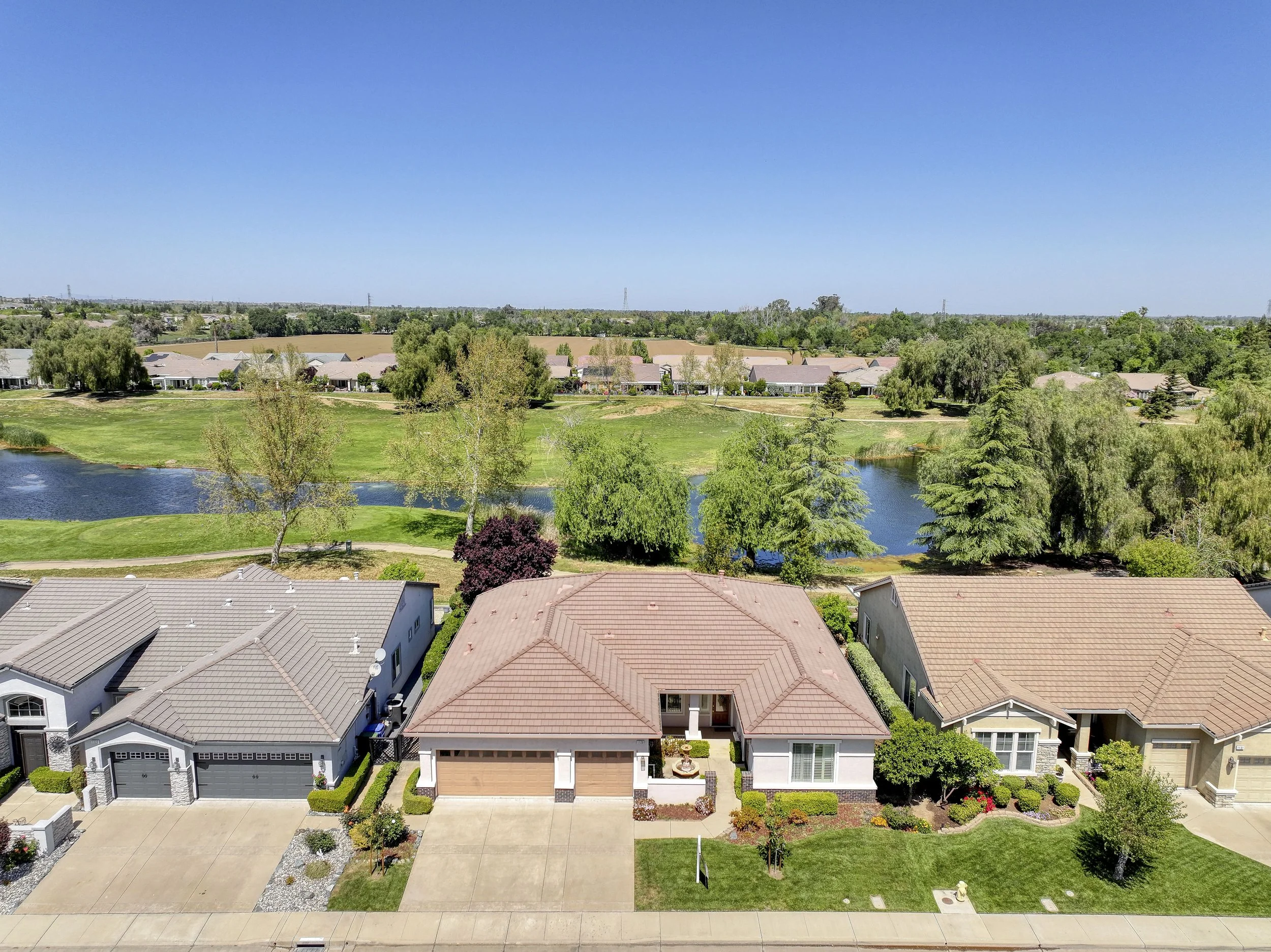 1129 Jonagold Way 5.jpg