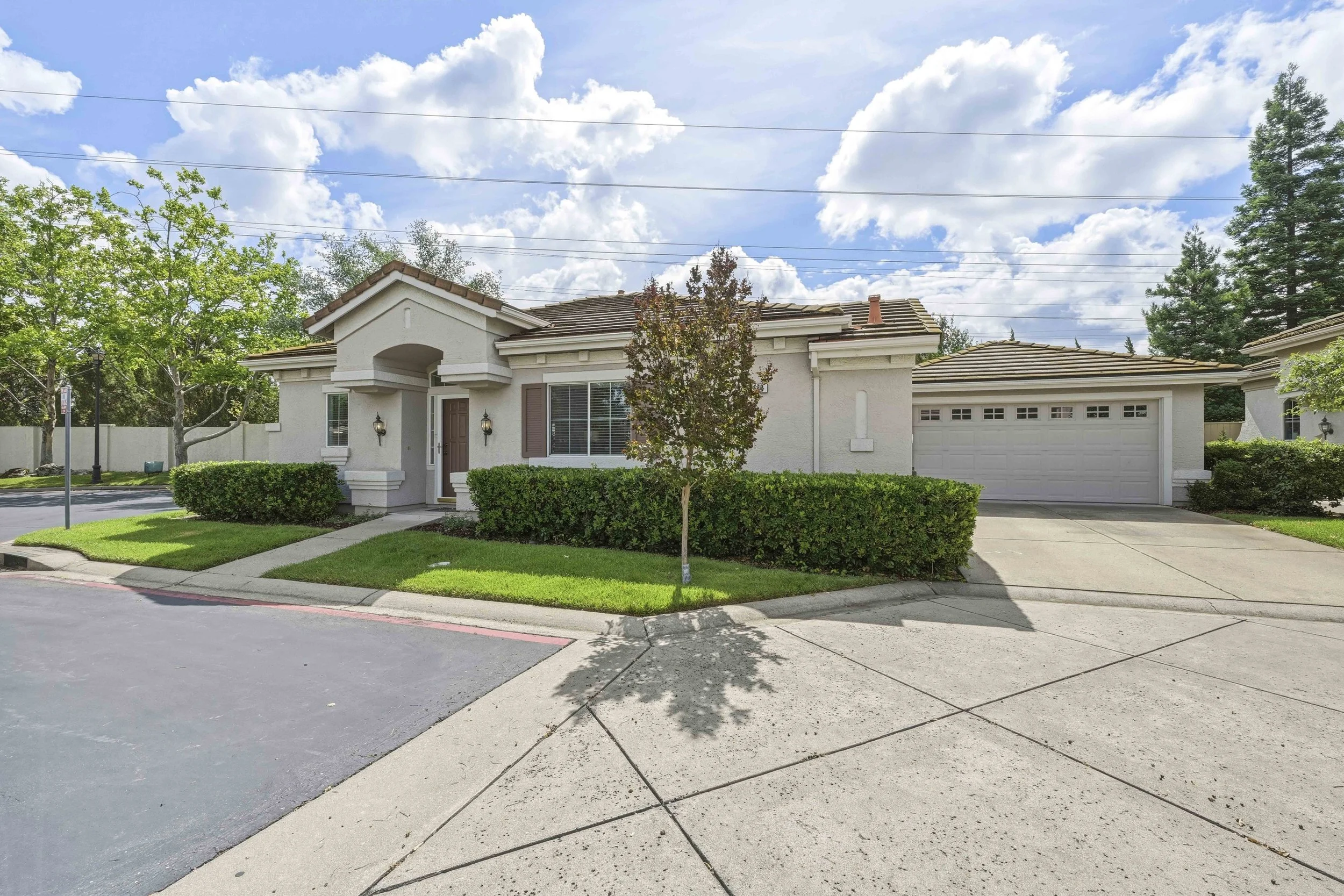 648 Caldicot Ct _2.jpg