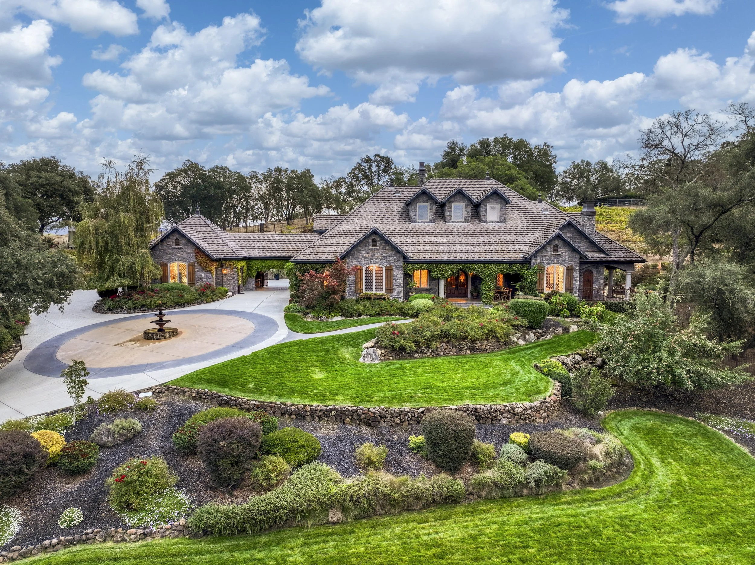 7110 Loomis Hills Rd 3.jpg