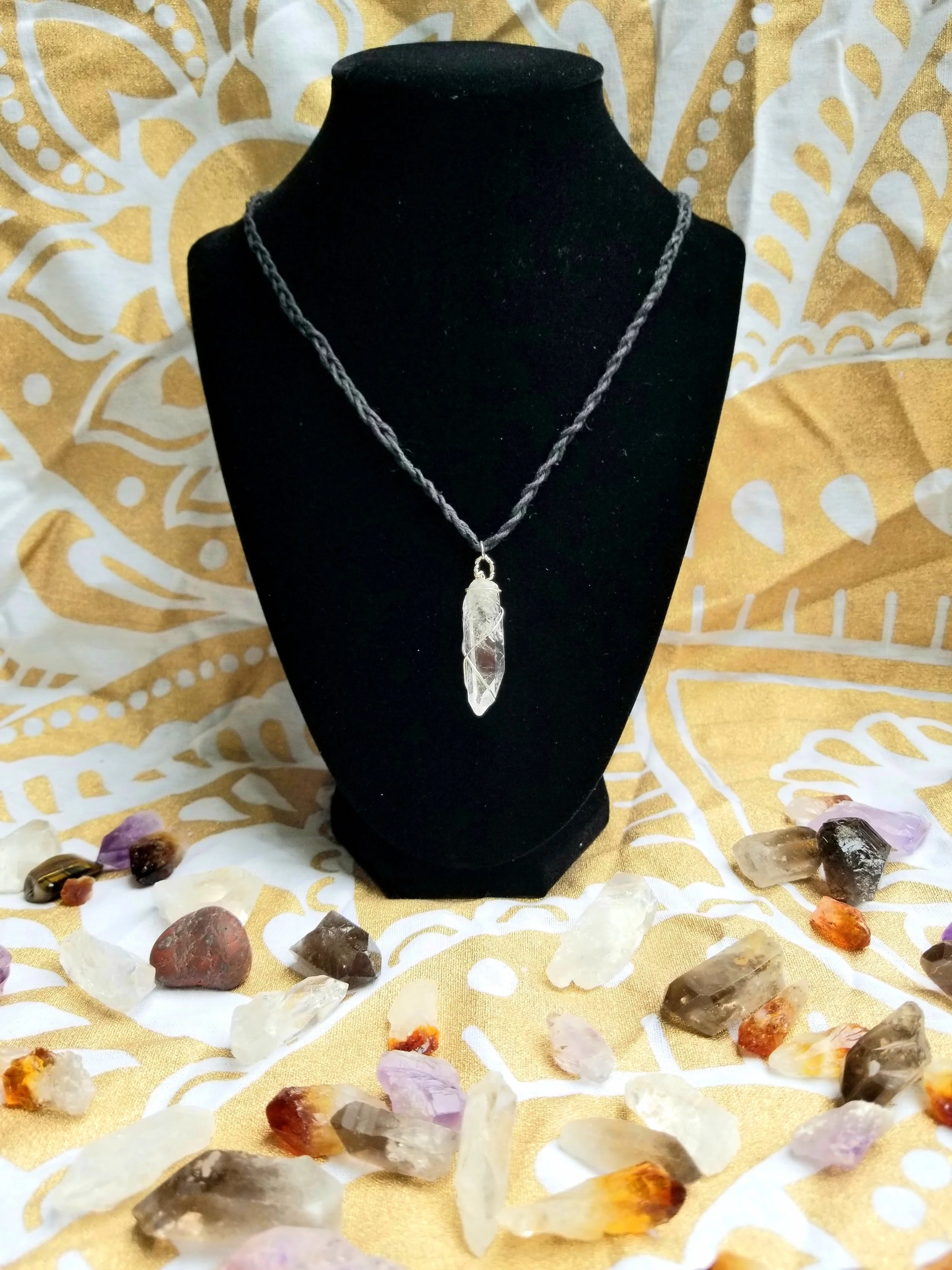 "Aura Protector" Hemp Necklace Clear Quartz x Silver