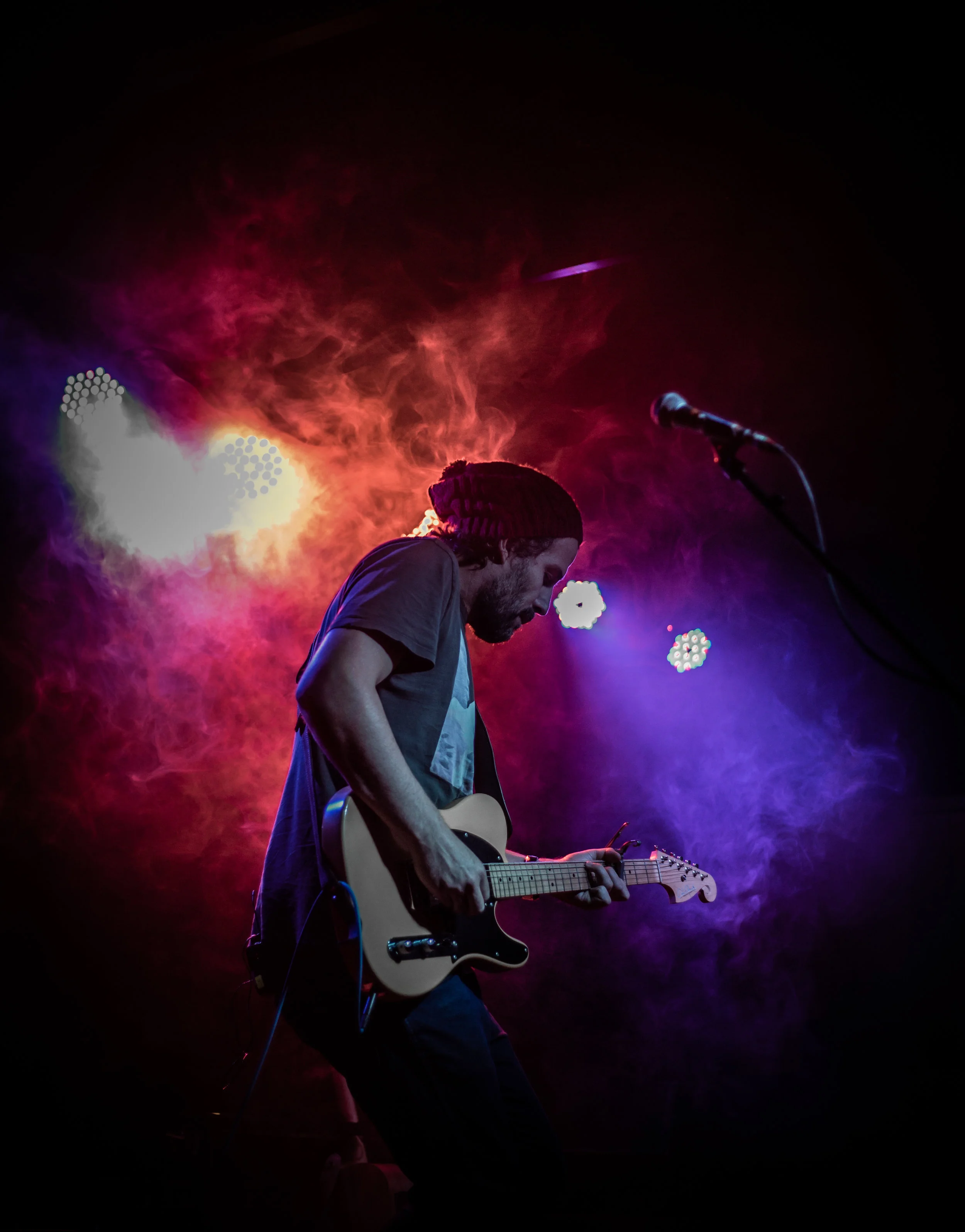 Mat McHugh live 2016 - Paul Dowd HR.jpg