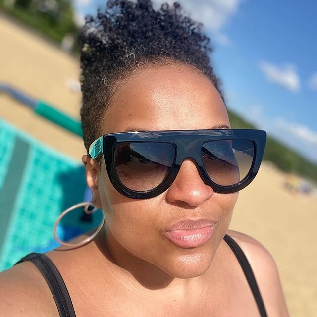 Today I was determined to make it to some body of water. The Preacher was nervous, but  agreed to venture out! .
.
We made it to Lake Welsh! Everyone was at least 10 feet apart and wearing masks! AND, I got to see my bestie! .
.
I needed this! .
.
#E