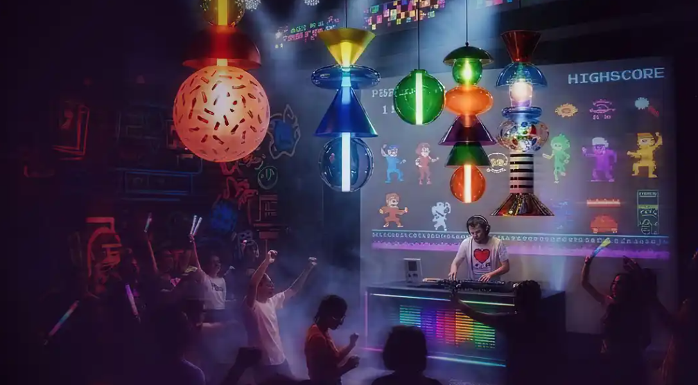 EXCLUSIVE : MAKE / PLAY / LIGHT : Chiptune. Glass. Code.