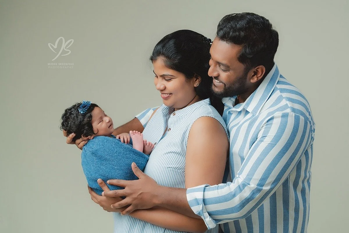 A little story of love, held softly in the hands of time 🤍
Newborn days pass quickly &mdash; but the feeling always remains.
Now booking sessions &bull; DM for details