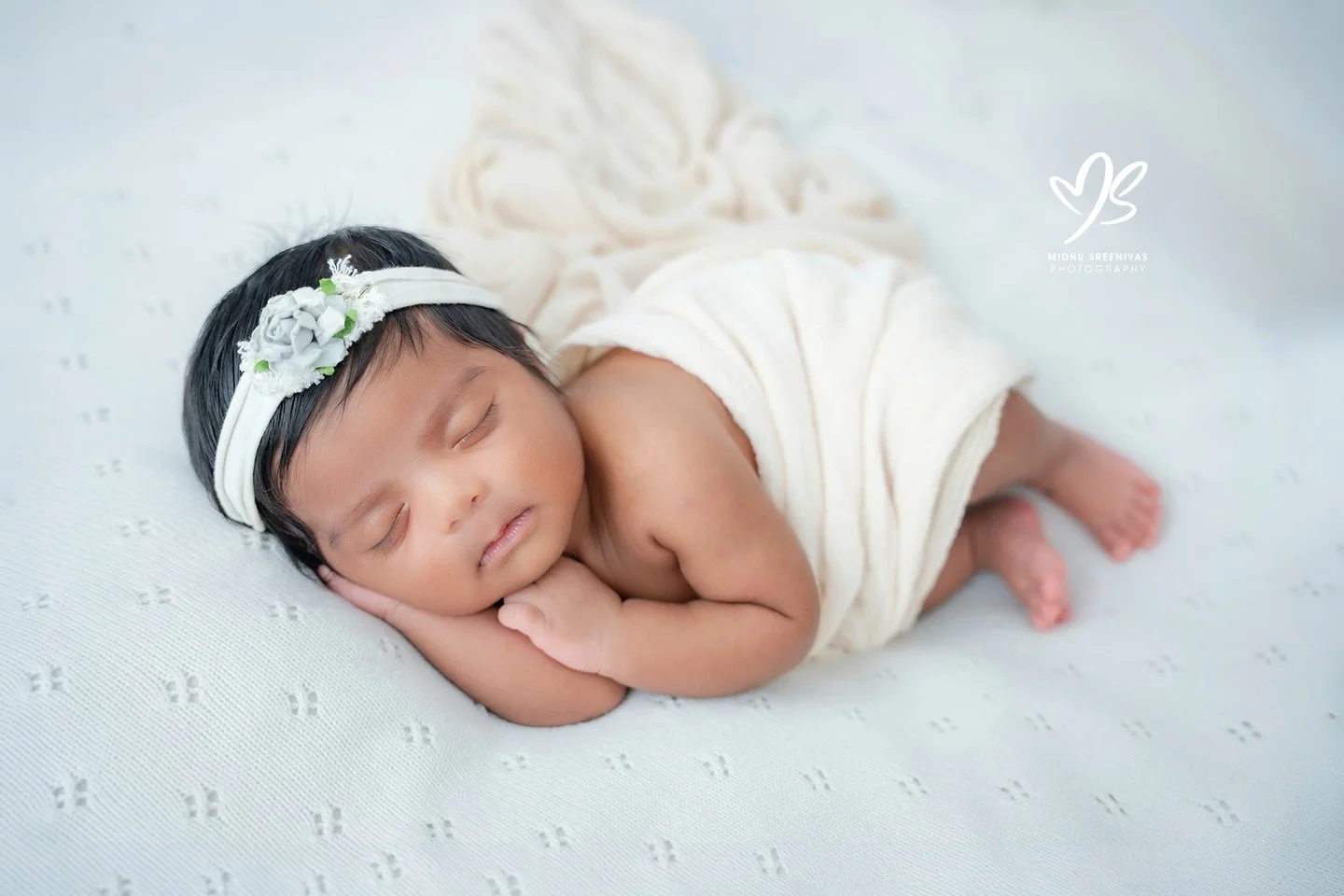 So tiny. So calm. So deeply loved. 🤍

Preserving the days they&rsquo;ll never remember, but you&rsquo;ll never forget.
