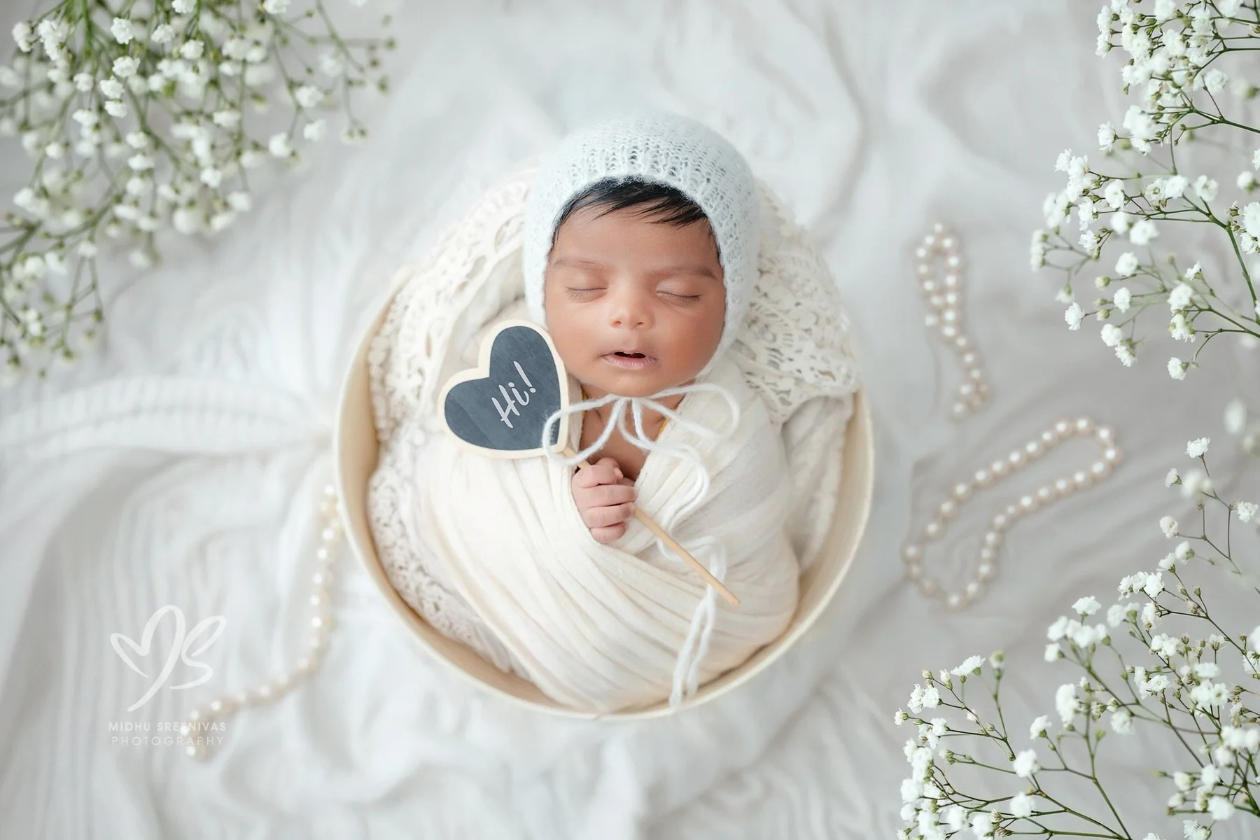 The tiniest moments become the biggest memories. Newborn days, beautifully preserved.