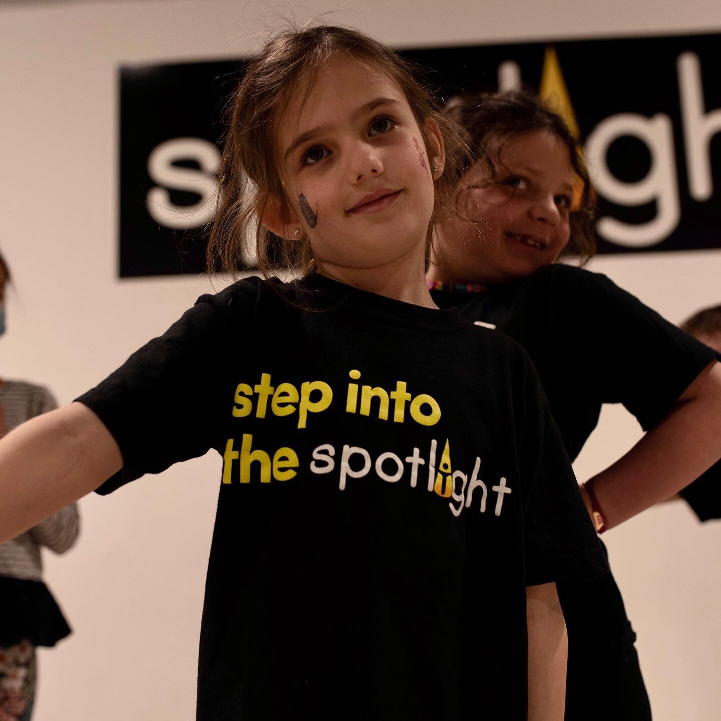 #SpotlightSquad 🤩 Join us for another incredible session of Triple Threat, Acting On Camera, Pop Vocals, and Private Lessons this Fall 💛🤍