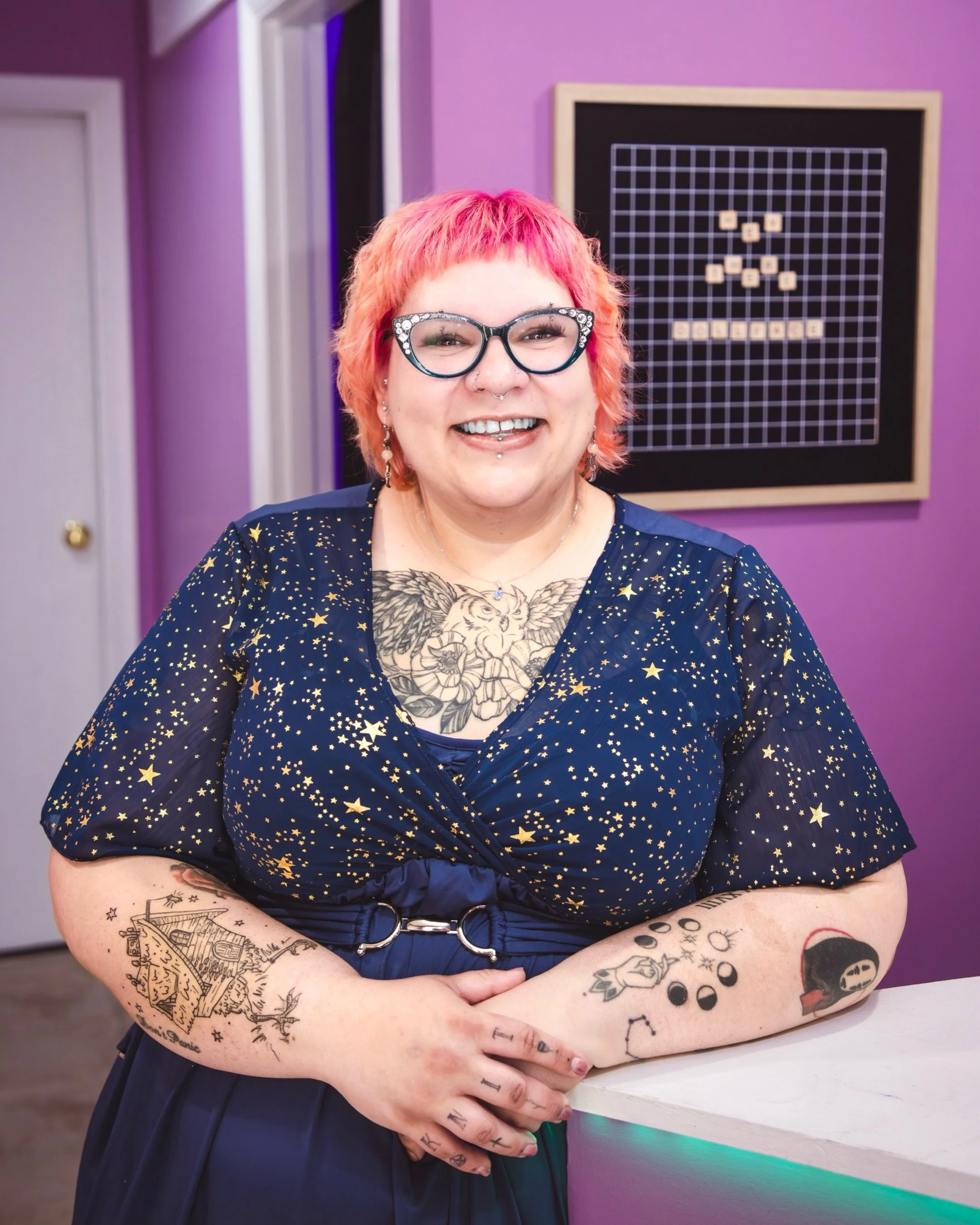 Meet Megan of Moon Mother Healing @moon.motherhealing who works out of @dollfacecinci Yes, she&rsquo;s as magical as her name suggests. She worked out every knot I&rsquo;ve been storing in my neck and shoulders and made me feel like we&rsquo;d been f