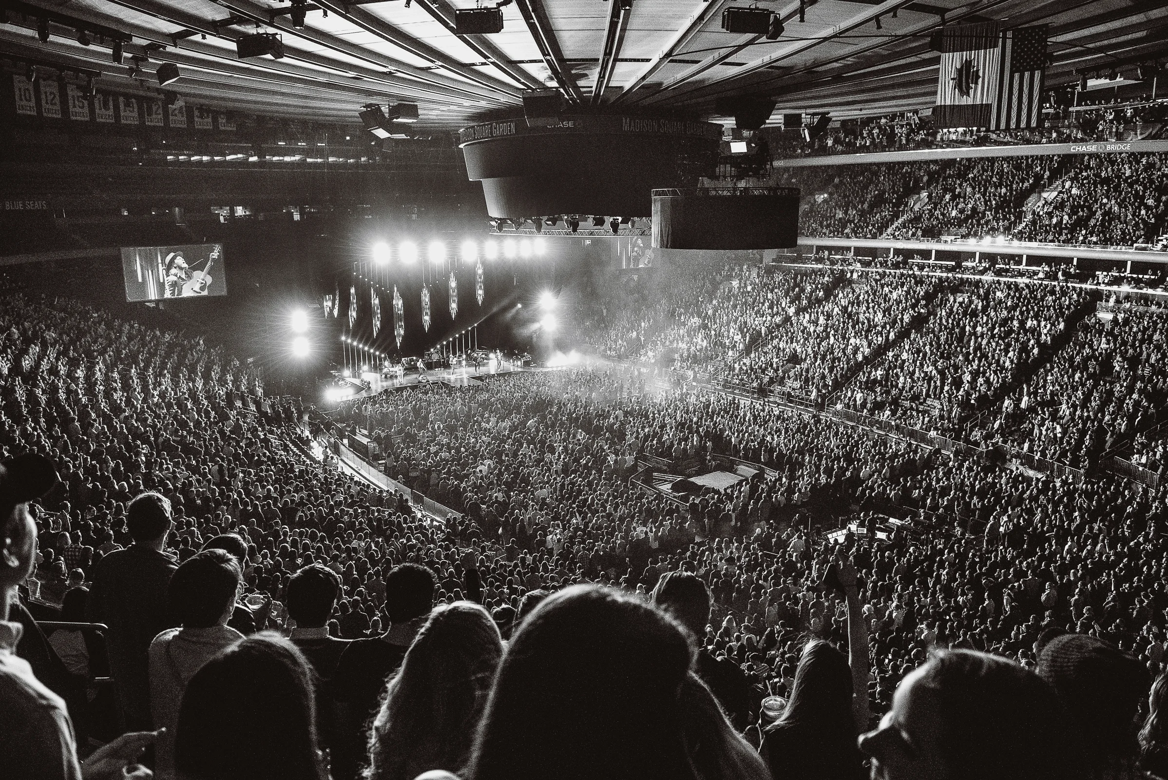 17.02.03 - lumineers MSG 750 0094 copy.jpg