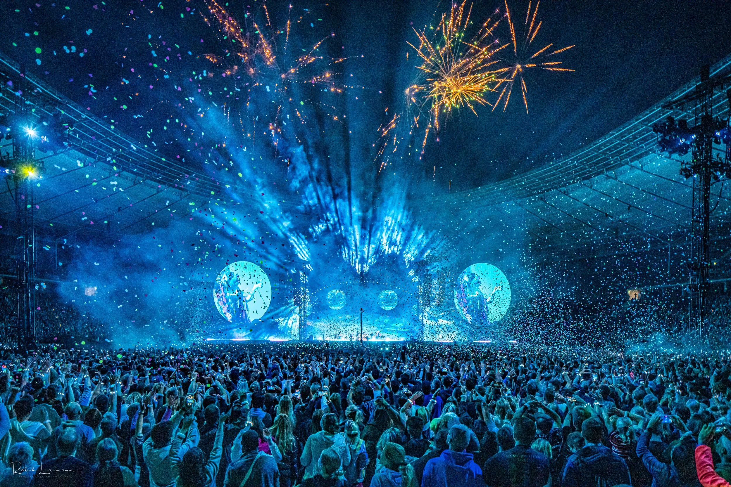 0035_4KL-COLDPLAY-SPHERES-Berlin-2022_Photo-Ralph-Larmann_DSC01535.JPG