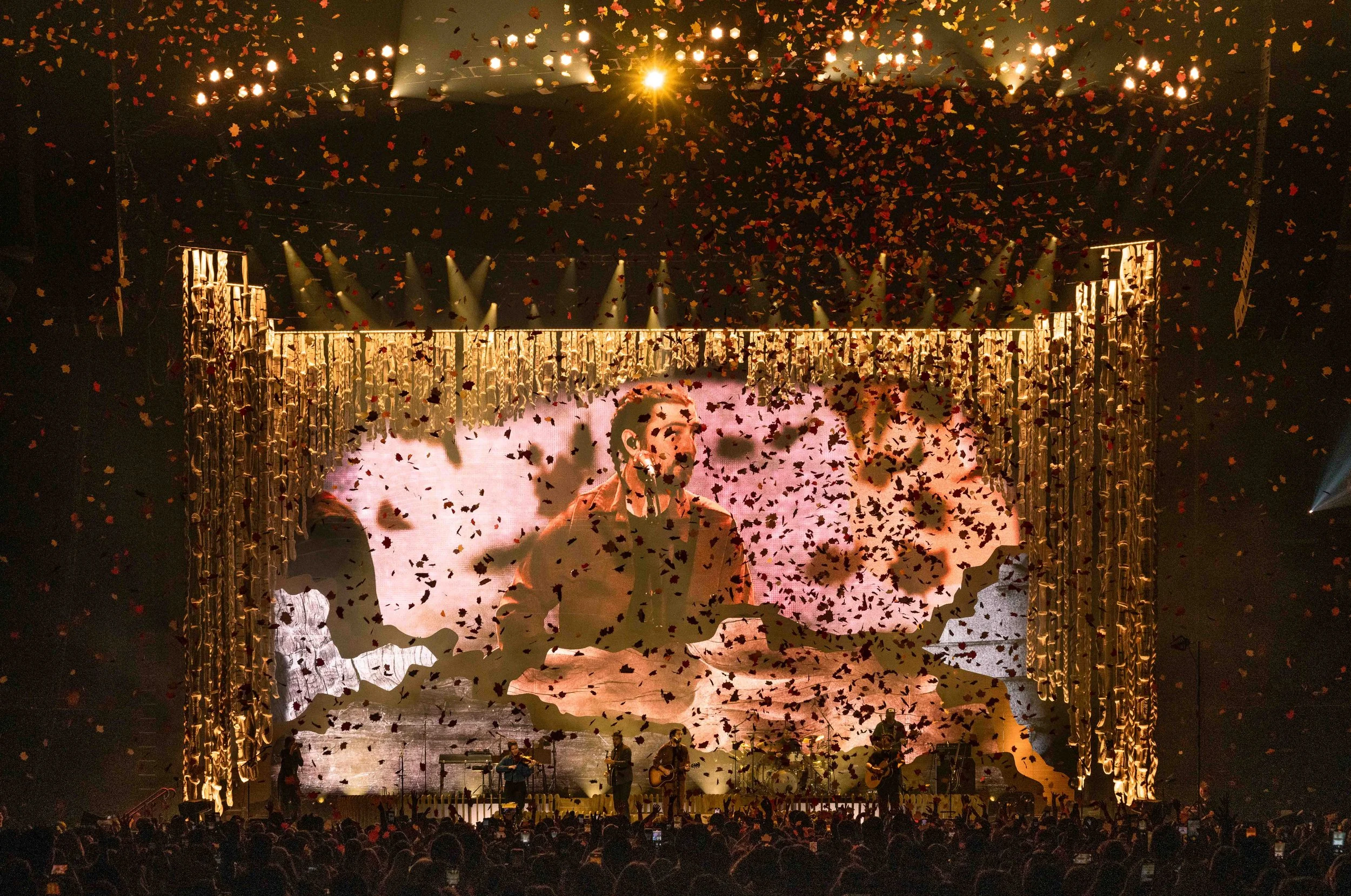 Noah Kahan - Rogers Arena 03.26.24-110.jpg