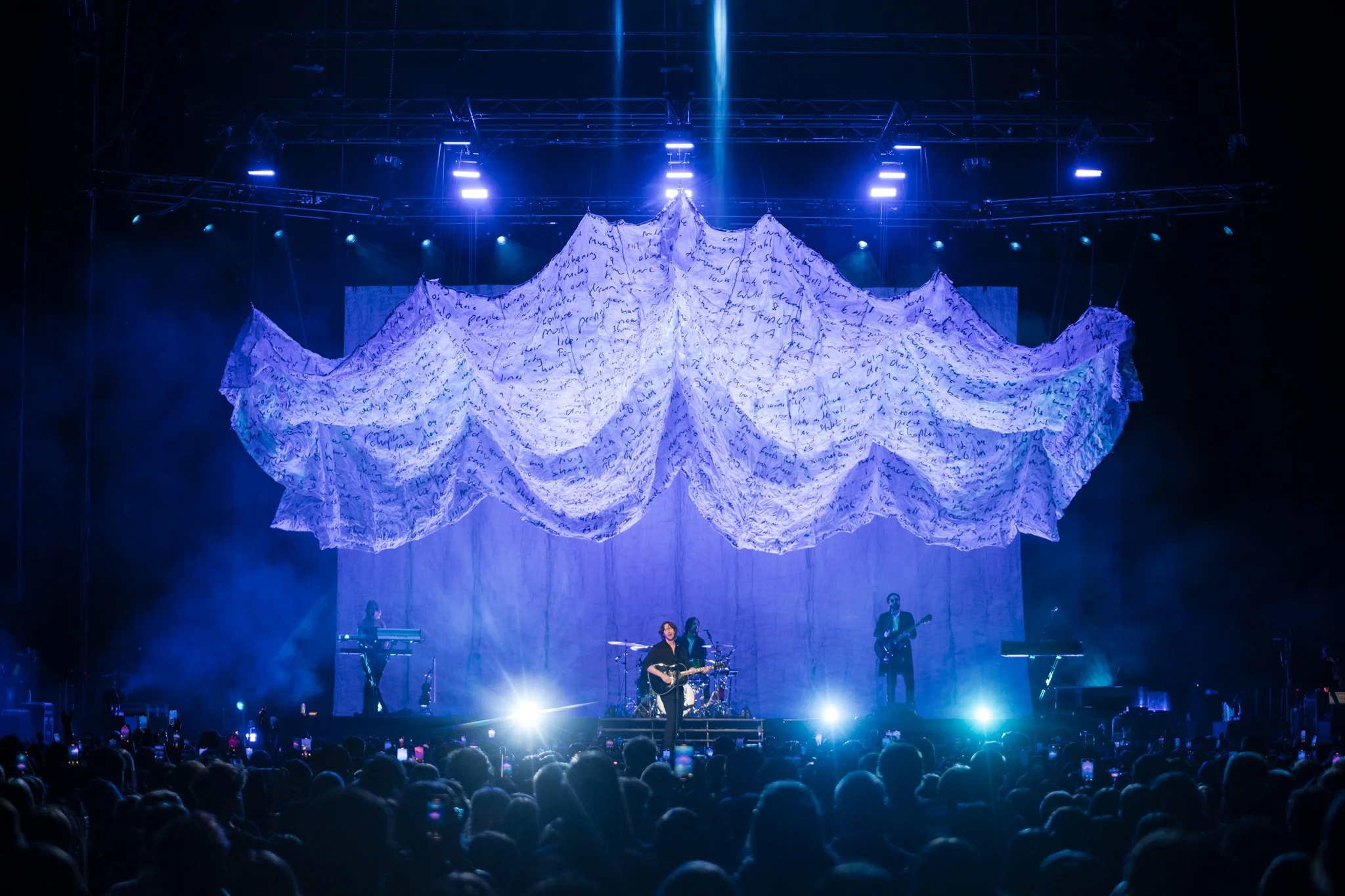deanlewis_melbourne081124_timlambert_webres-28.jpg
