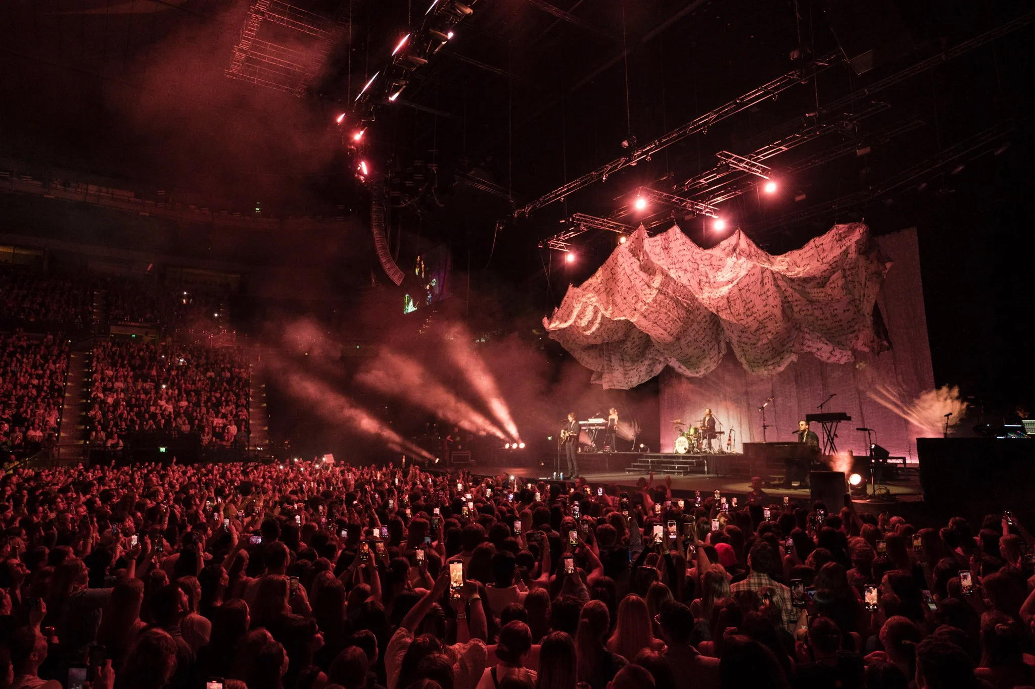 deanlewis_melbourne081124_timlambert_webres-36.jpg