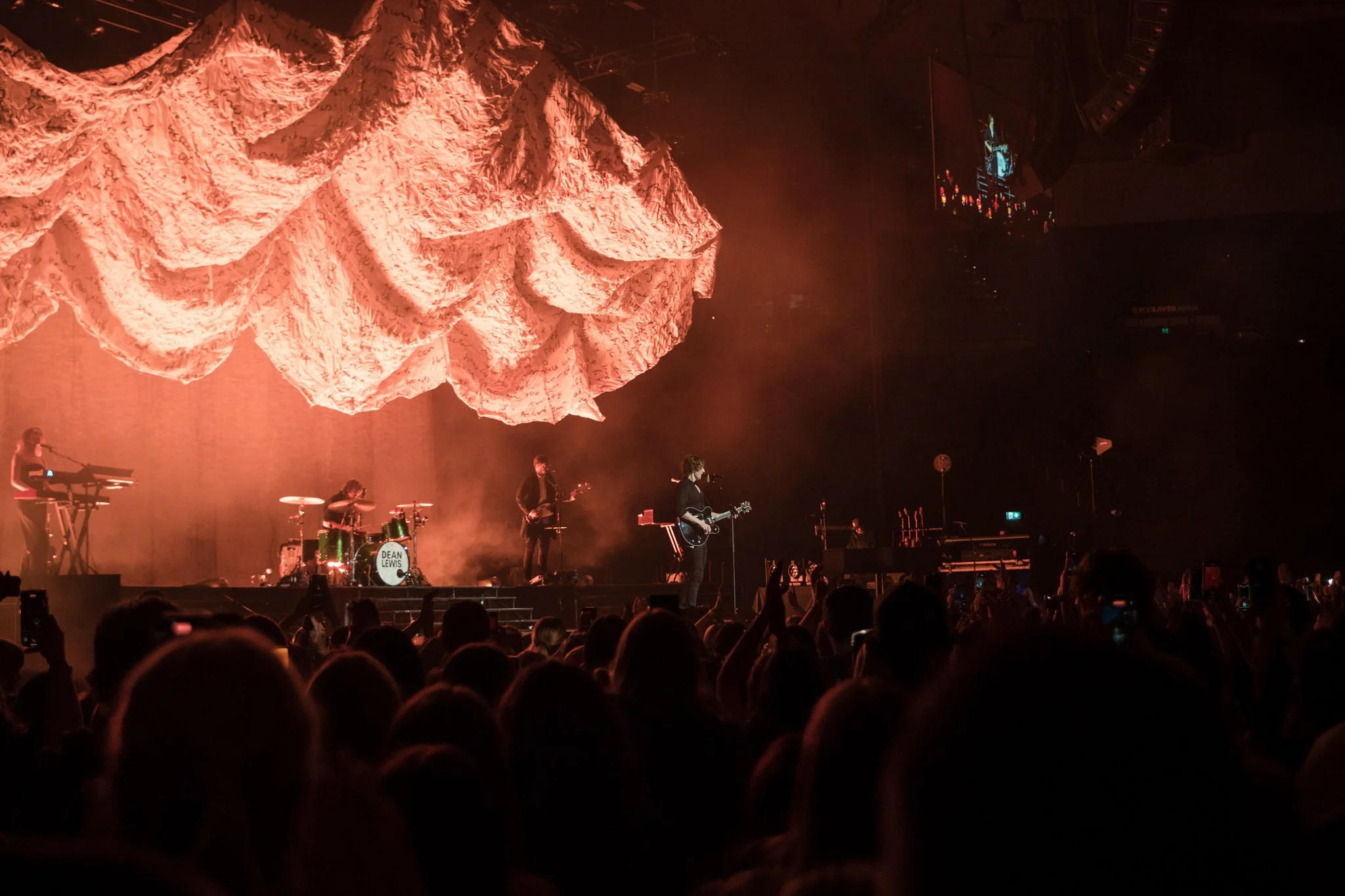deanlewis_melbourne081124_timlambert_webres-79.jpg