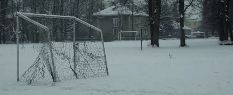 Single channel projection or cinema screening, HD video, 2.35:1, mono sound, 24min, 2013, Poland