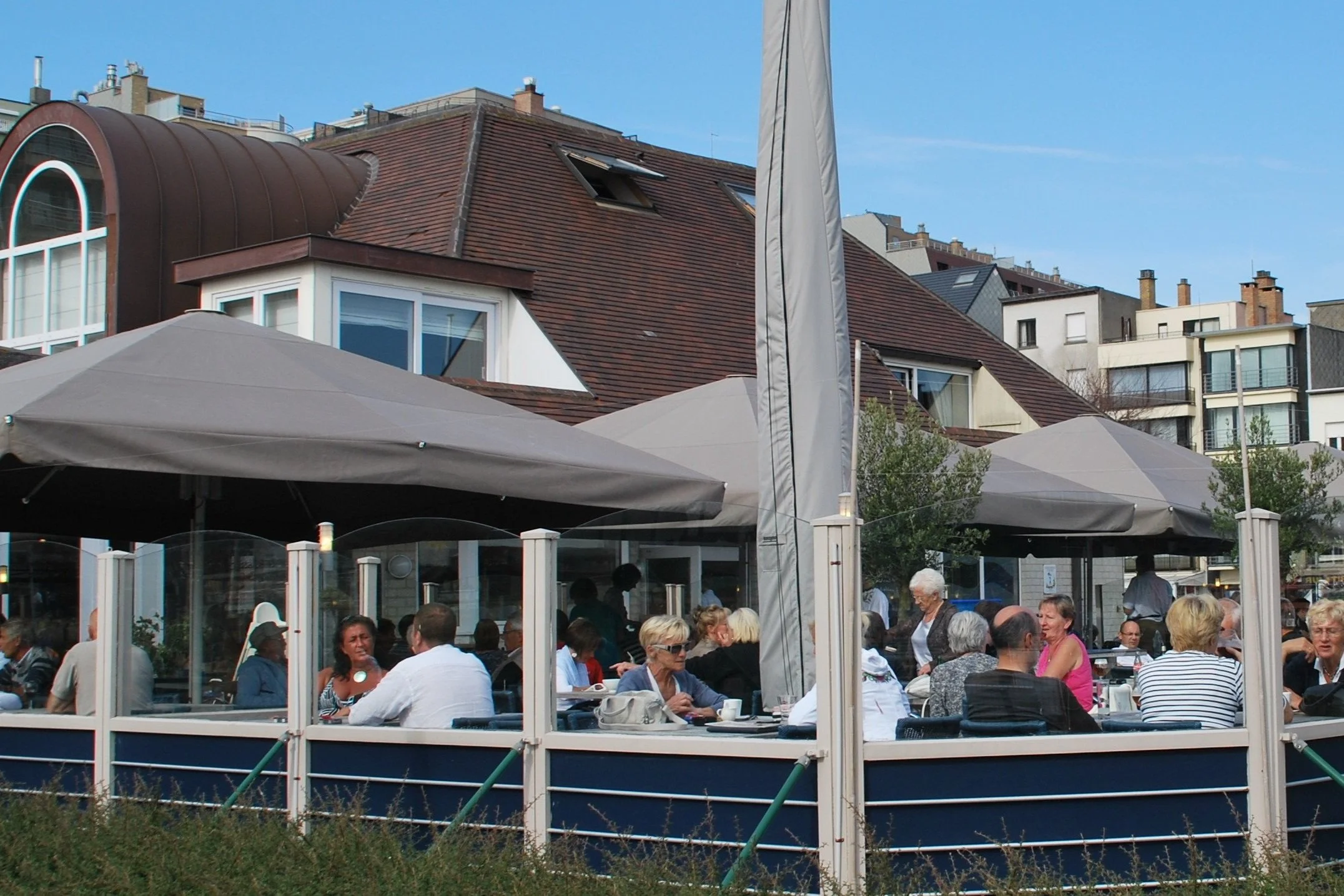 Barmedewerker student (m/v/x)
