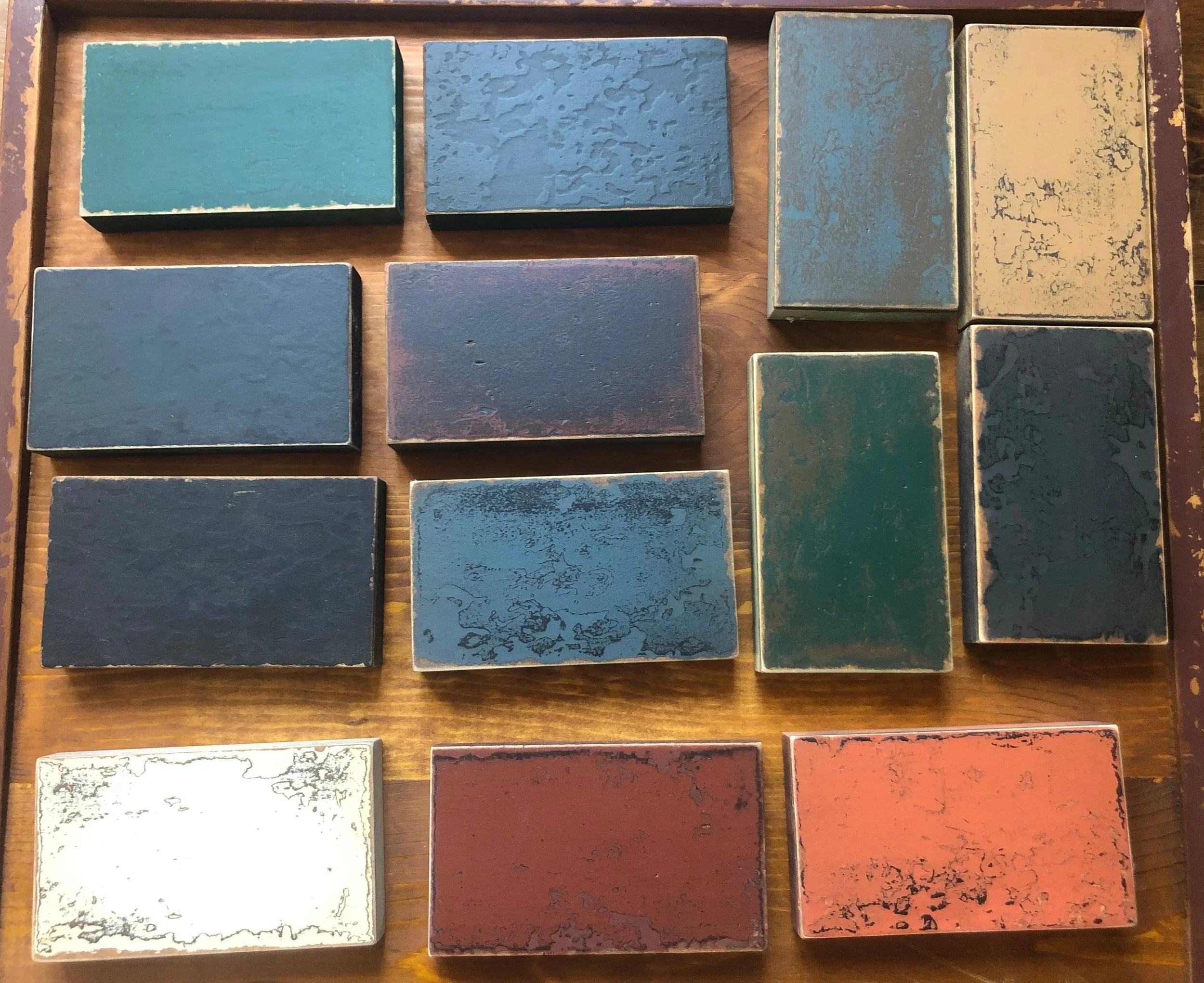 Traditional paint finishes for Colonial and primitive cabinetry - color samples