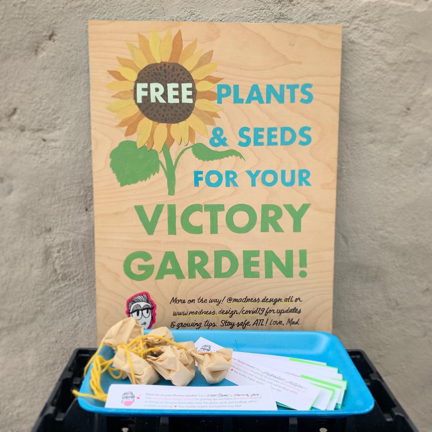 🌧🌱⛅️ April showers bring May flowers... and eventually, late-summer peppers! Seeds are outside now in the #oldfourthward and they&rsquo;re looking for a new home. 💚
.
.
.
If you come by, please take only one of each seed pack. To the left in the c