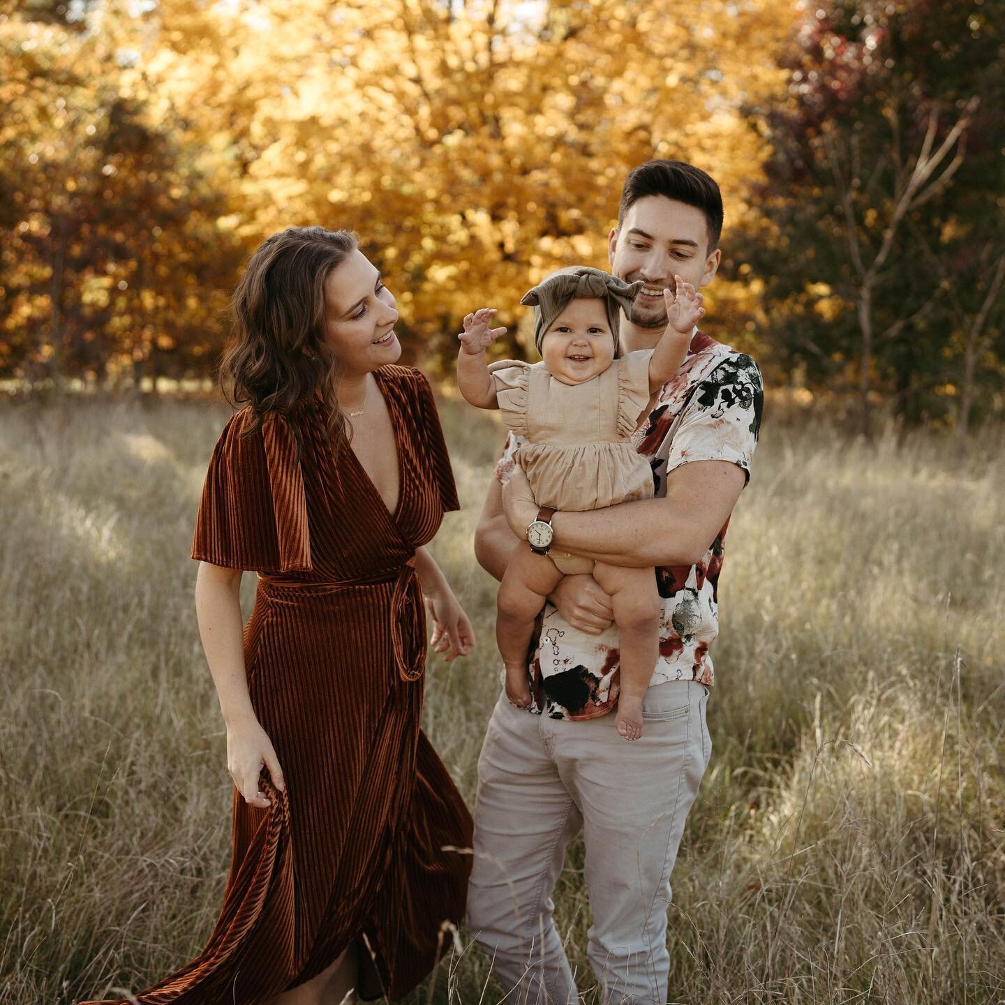 I scream, you scream, we all scream for&hellip;. Fall family sessions!? 🍂 

I am so so so excited to launch my booking site in a few days! I&rsquo;d give you an exact eta&hellip; but y&rsquo;all I have a 6 month old! Can&rsquo;t wait to document fam