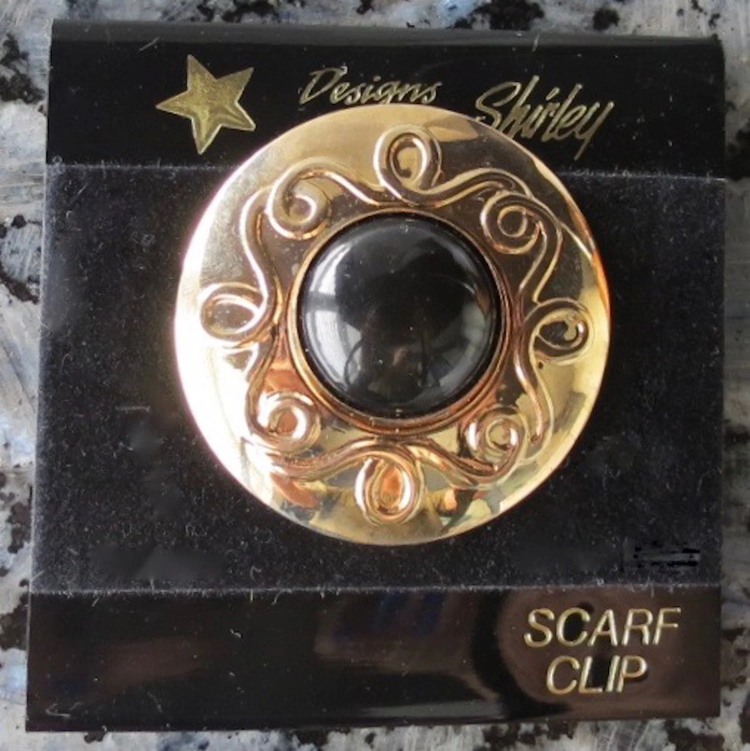 Jeri-Lou Carded Scarf Clip Gold Squiggle Black Cab