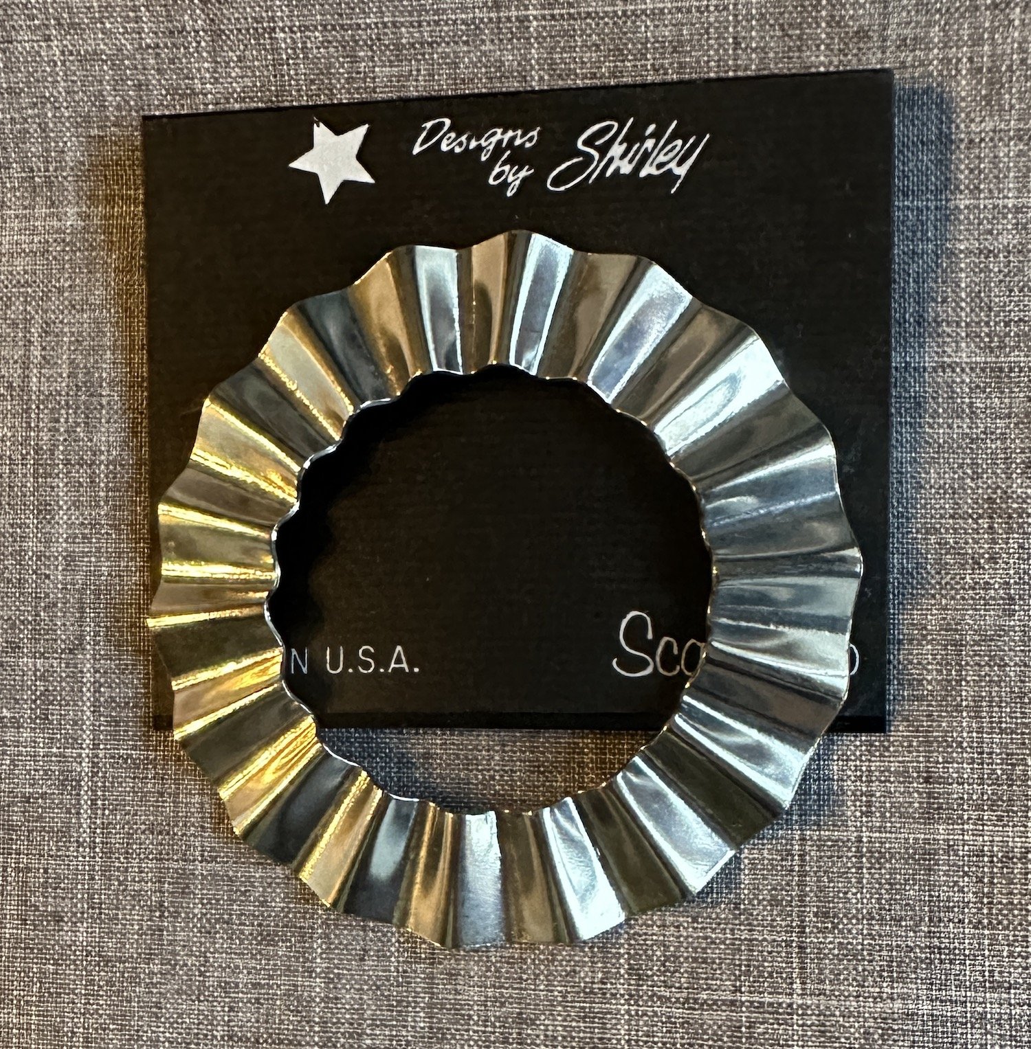 Shawl Clip Crimped Silver Open Circle — Scarves and More