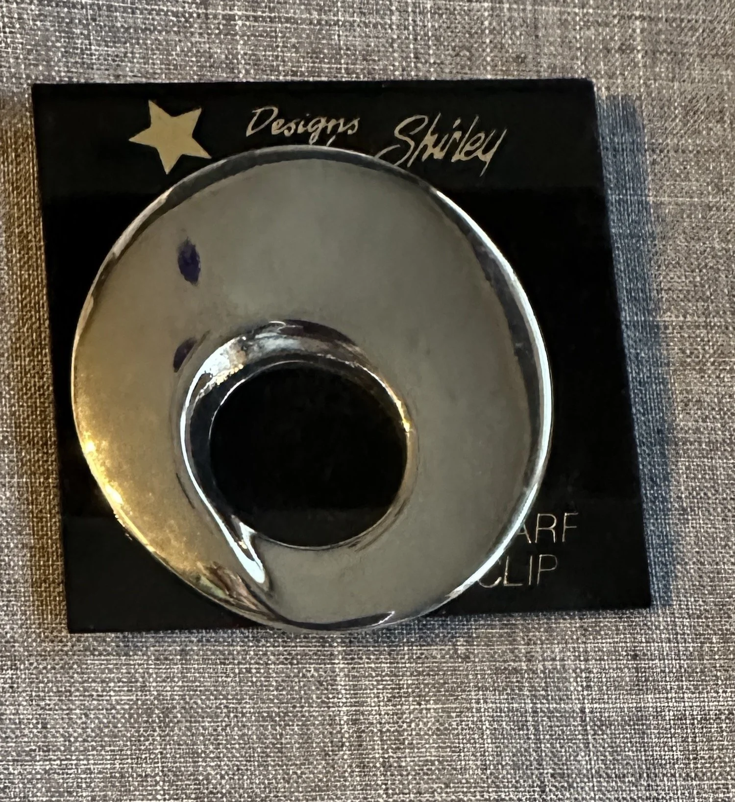 silverr shawl clip  JL.JPG