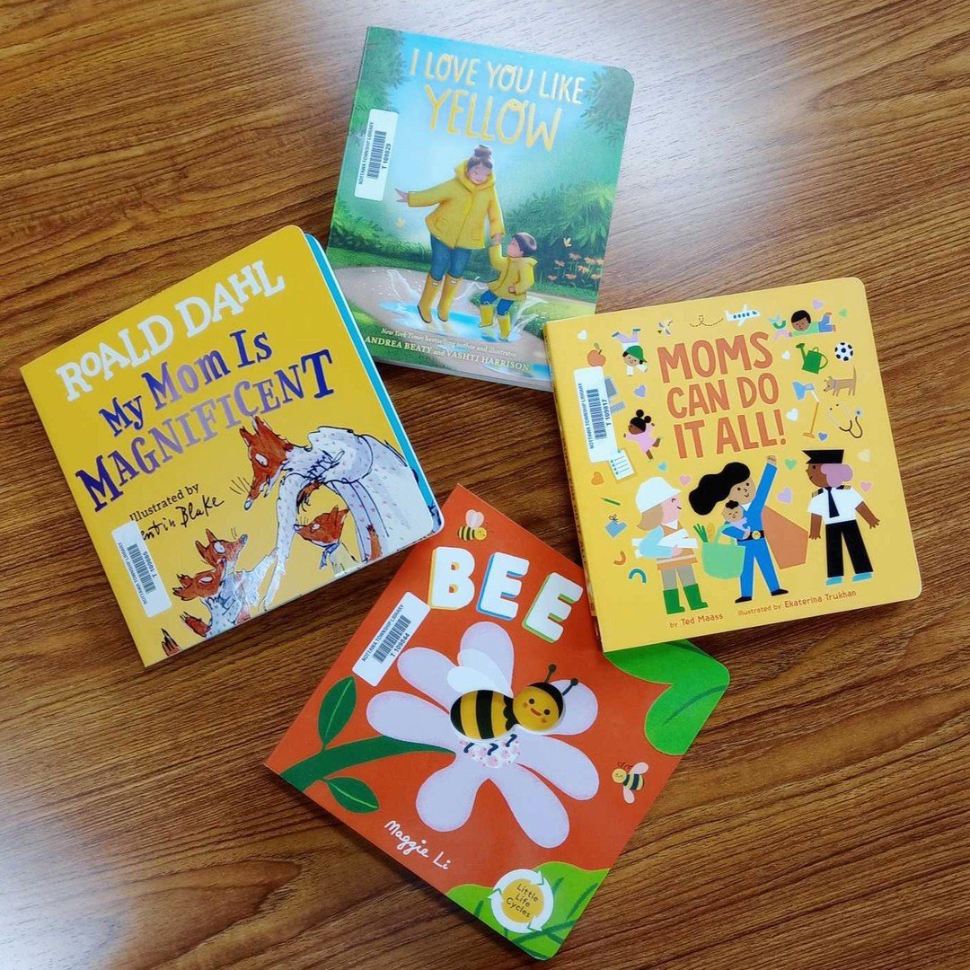 New children's books!!! 🎉
Don't forget tomorrow is story time! We'll read a book or two, put together a craft, enjoy a snack and play with our friends. 📖
Wednesday May 8th from 10:00-10:45 A.M. We hope to see you there!

#newbooks #childrensbooks #