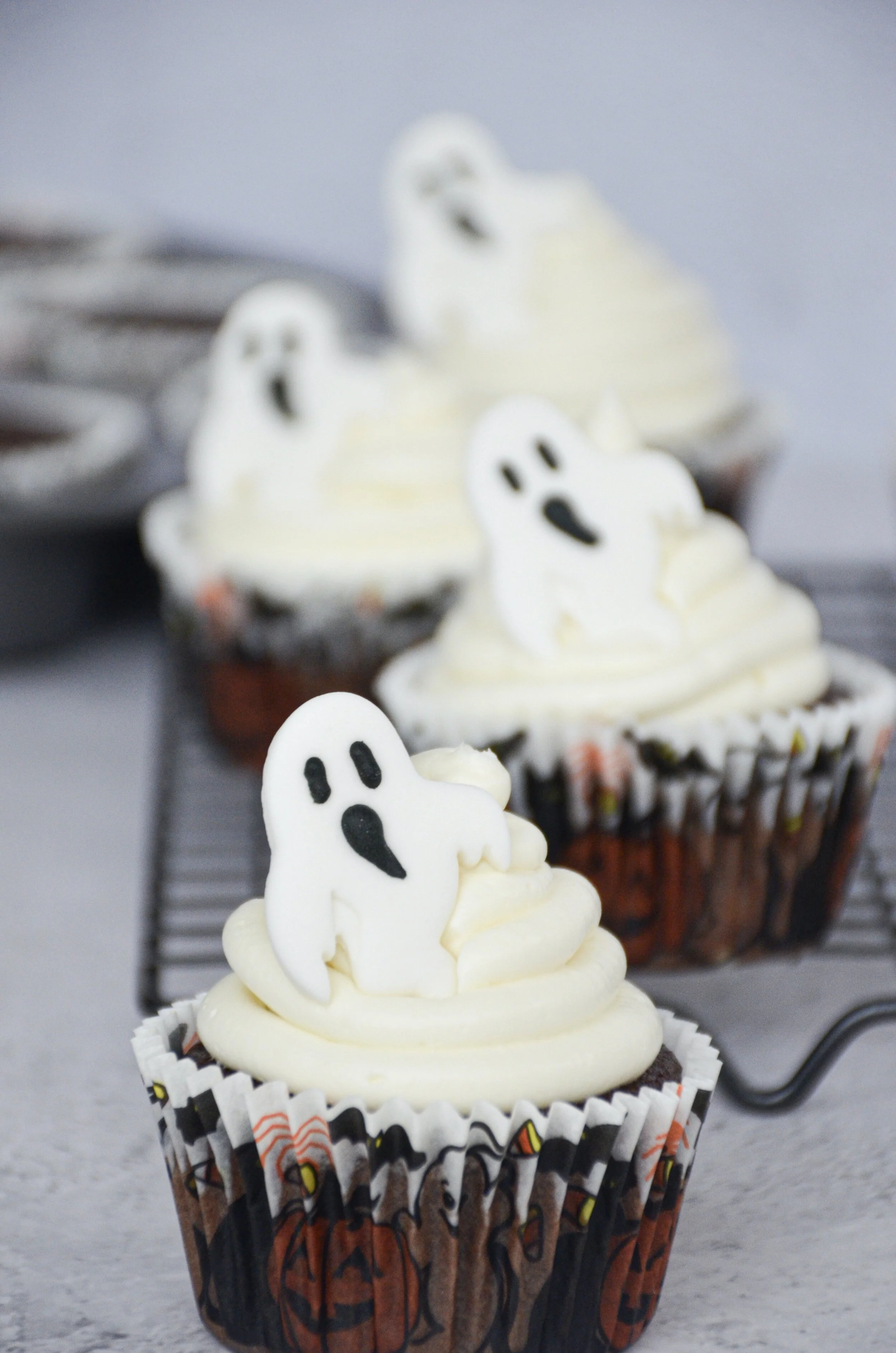 HALLOWEEN DOUBLE CHOCOLATE CUPCAKES