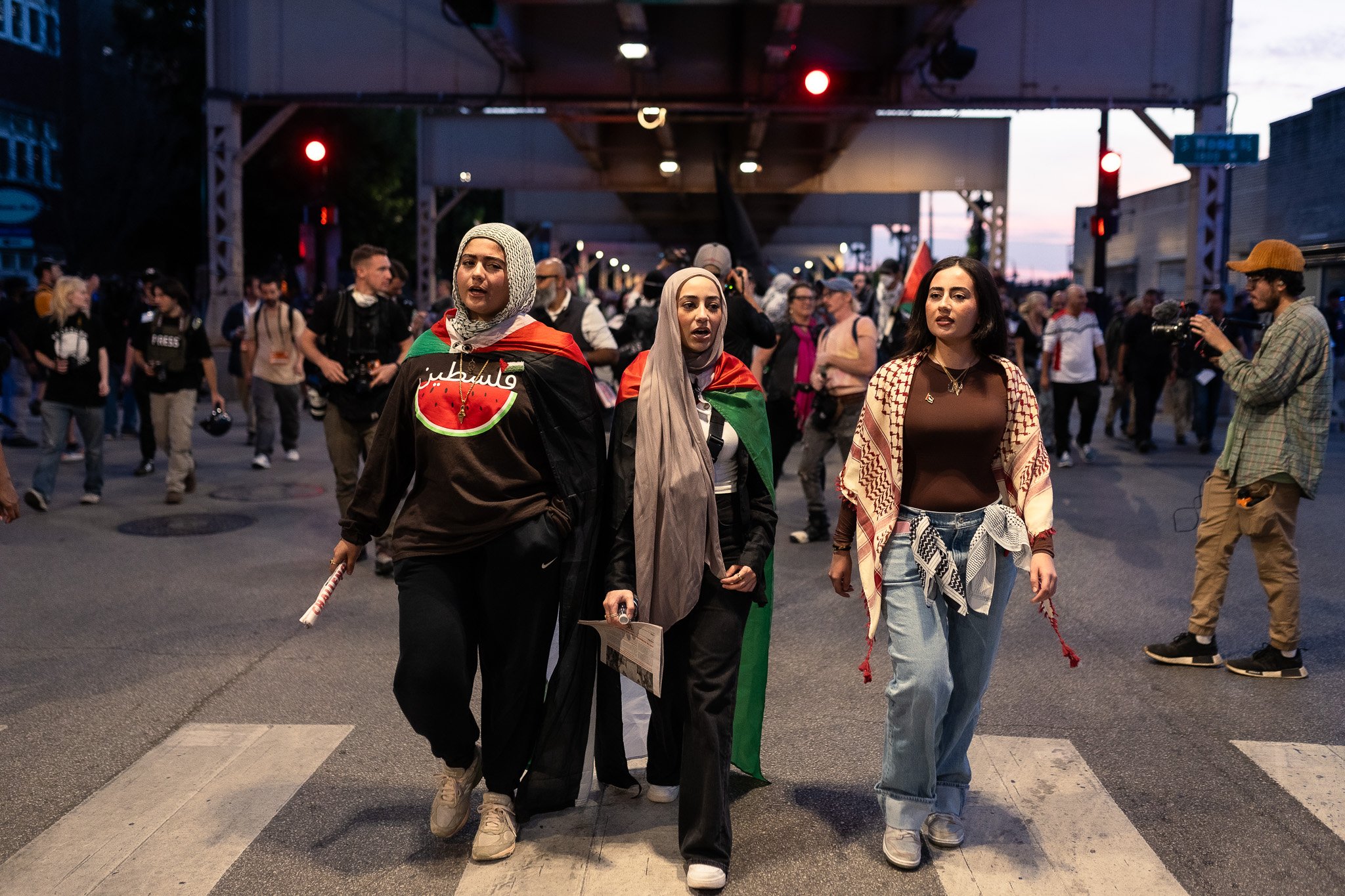 Palestinians ignored during the Democratic National Convention in Chicago, activists march on