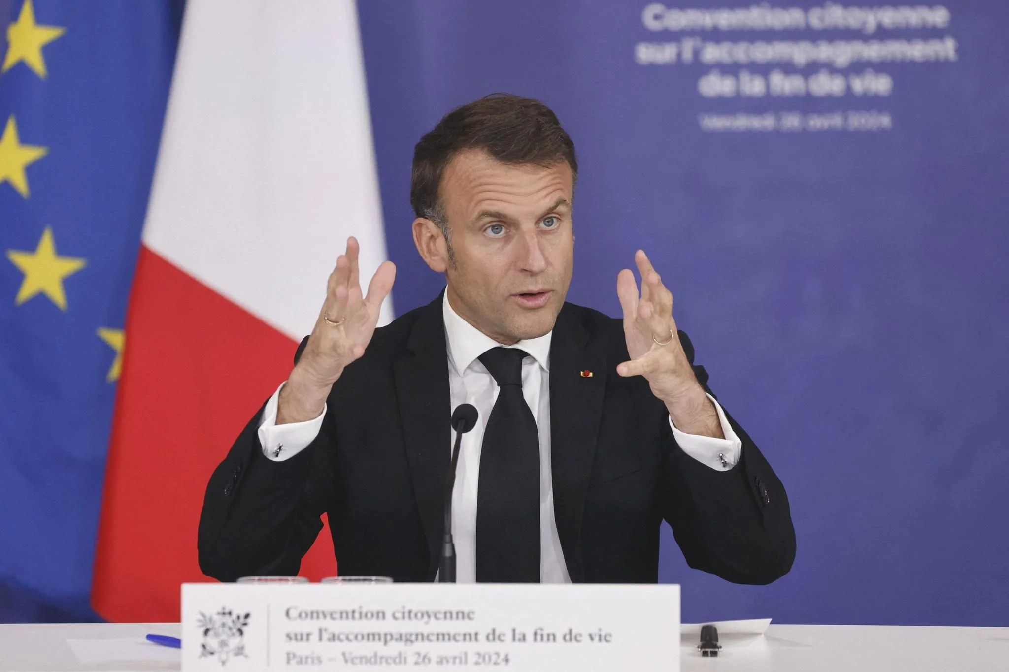 CESE - Macron (2).jpg