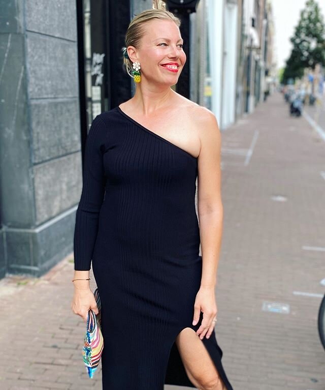 From yesterday&rsquo;s anniversary celebration! Love this black one shoulder dress from @sandroparis and love it even more since it was a Mother&rsquo;s Day gift from my husband. We really celebrated in style yesterday and I just loved the restaurant