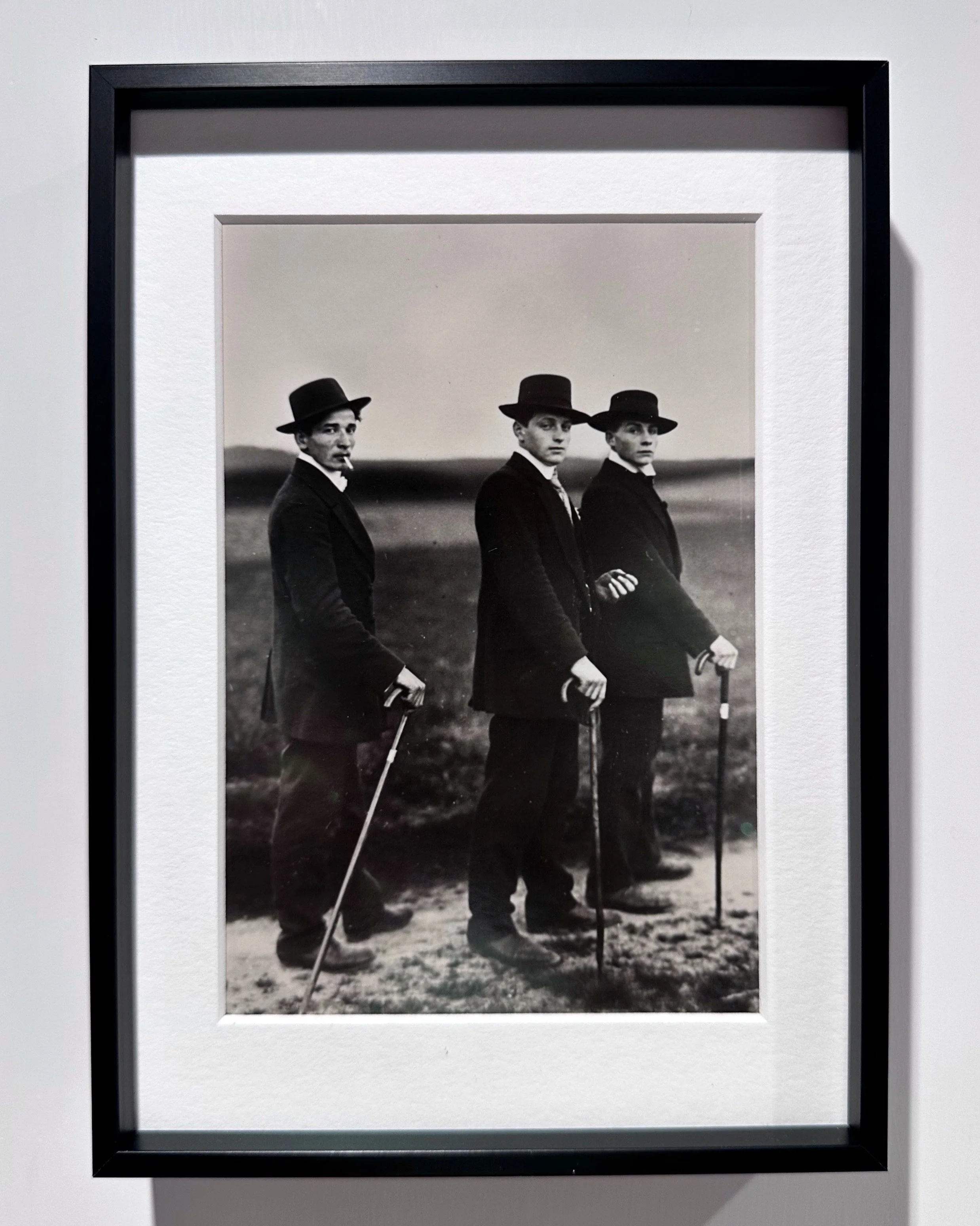 August Sander: Faces at f22 foto space 