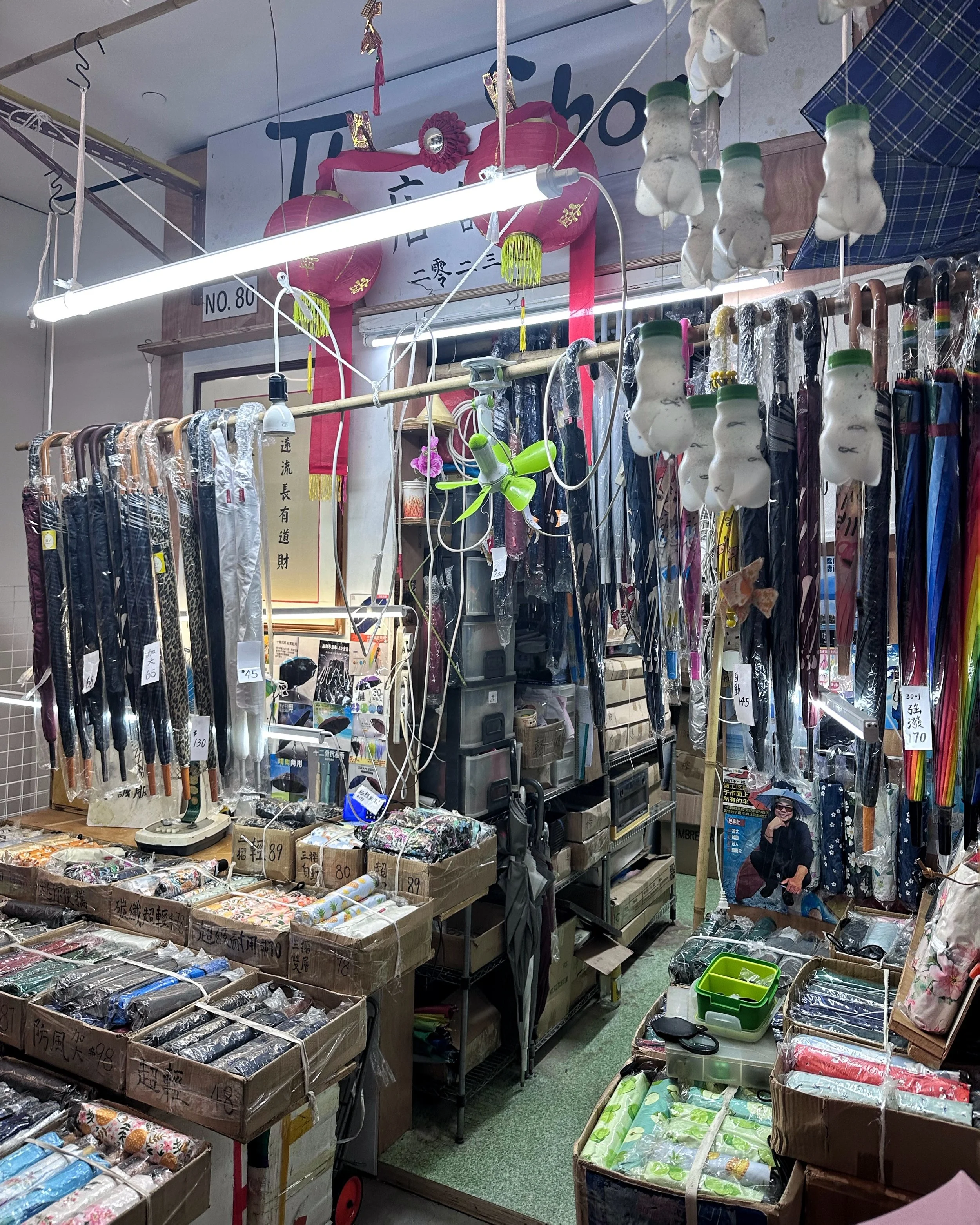 Rirkrit Tiravanija: The Shop at David Zwirner