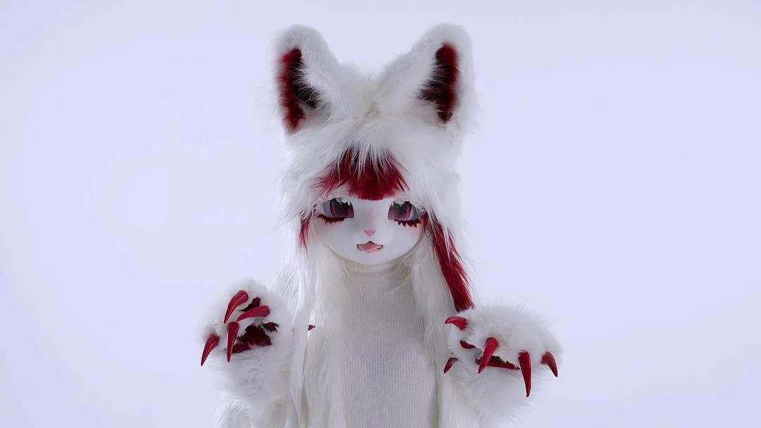 BingQing Dong at DE SARTHE