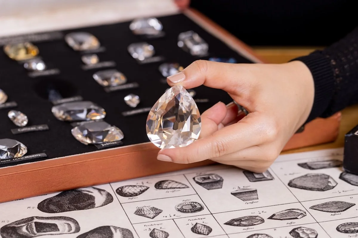 Discover the Diamond, Art &amp; Science at L’ÉCOLE