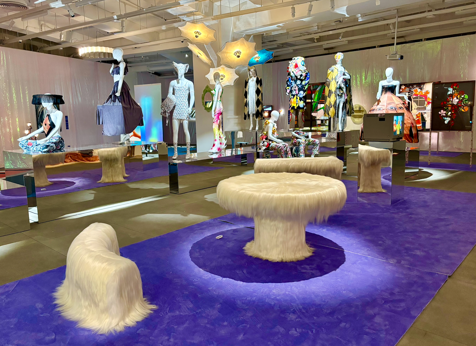 dreamedcore at GOLD by Serakai Studio