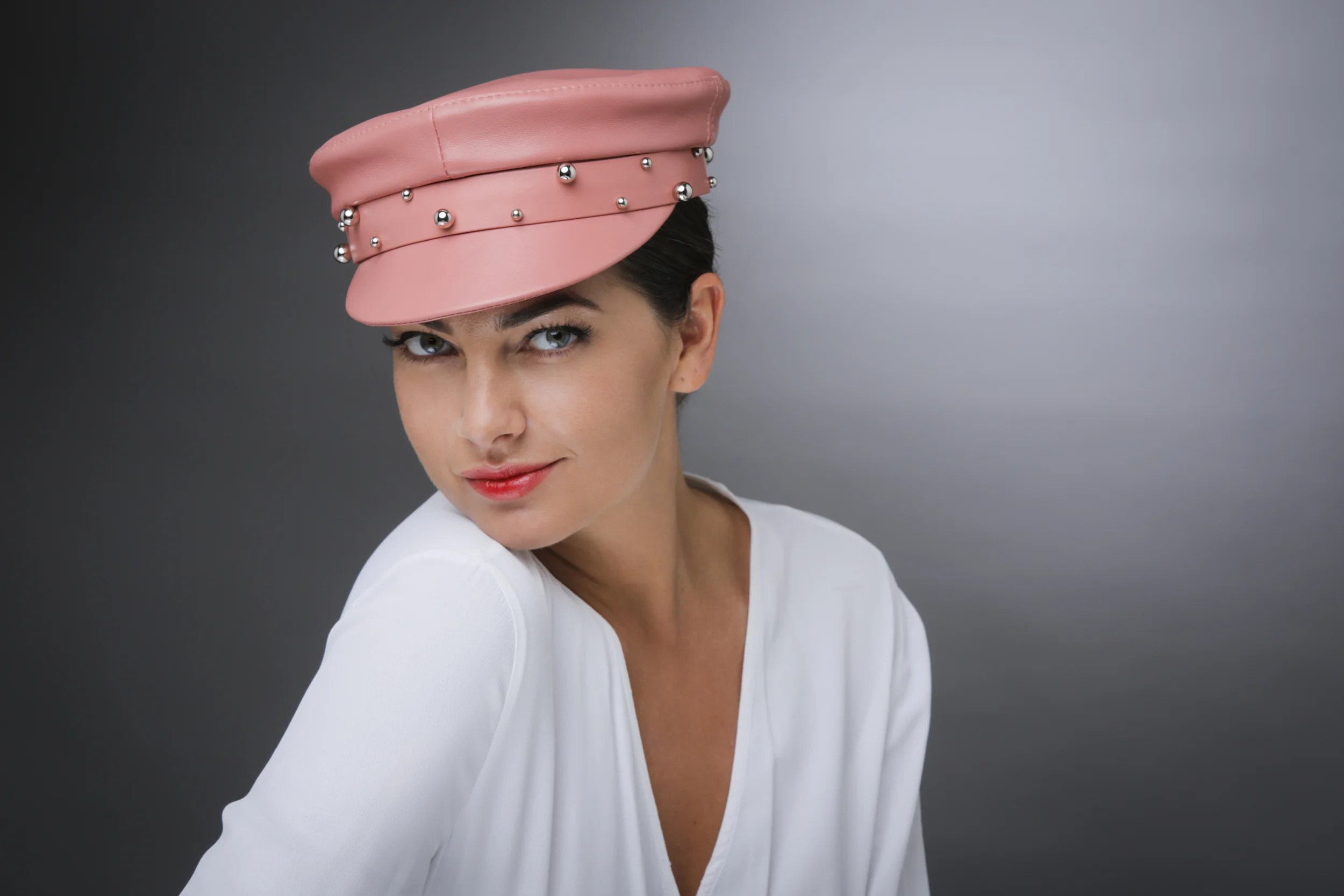 LEATHER CAP WITH ABC PEARLS