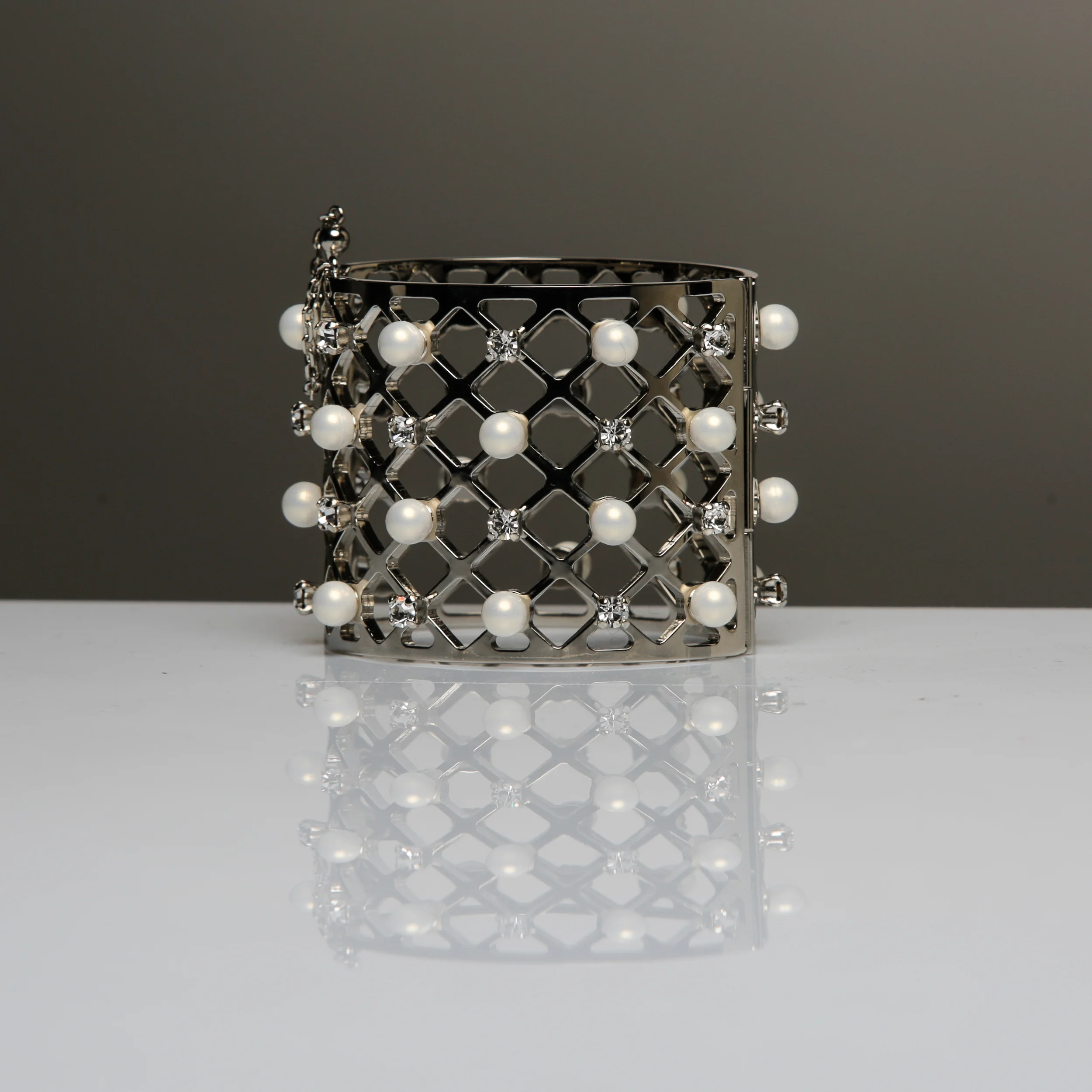 CHESS CUFF
