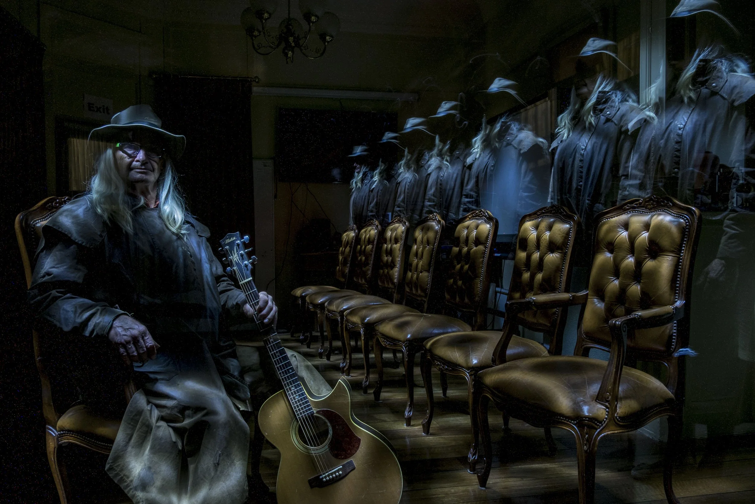 _XTF9653Ronny - Artist.jpg