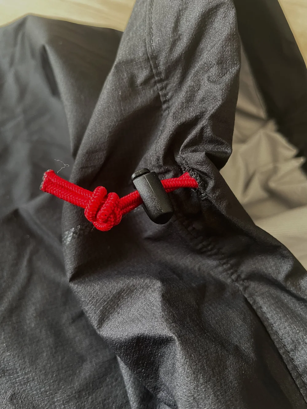 山と道のオールウェザーフーディ UL All-weather Hoody | 山と道 U.L. HIKE & BACKPACKING