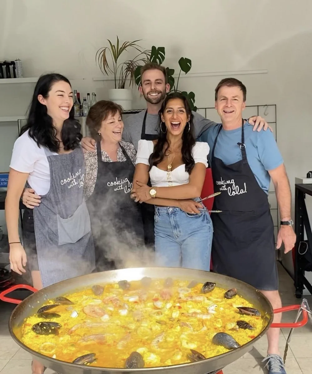 PAELLA & SANGRIA CLASS — COOKING WITH LOLA