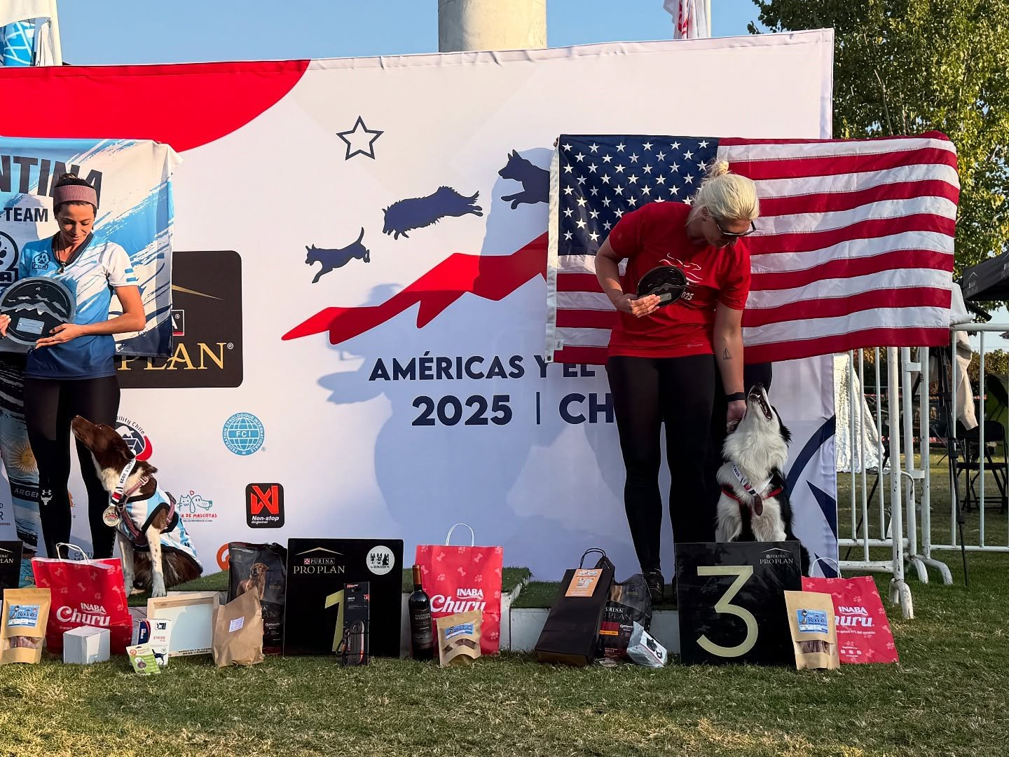 M&Lambda;&Sigma;ƧƬЯӨ

𝒯𝒽𝑒 𝟤𝟢𝟤𝟧 𝒞𝒽𝒾𝓁𝑒 🇨🇱 𝒜𝓂𝑒𝓇𝒾𝒸𝒶𝓈 𝓎 𝑒𝓁 𝒞𝒶𝓇𝒾𝒷𝑒 𝐼𝓃𝓉𝑒𝓇𝓂𝑒𝒹𝒾𝒶𝓉𝑒 𝐹𝒾𝓃𝒶𝓁𝓈 𝒱𝒾𝒸𝑒 𝐼𝐼 𝒞𝒽𝒶𝓂𝓅𝒾𝑜𝓃 🥉

There are SO many moments to unpack from this trip, but for now, I&rsquo;m just beyon