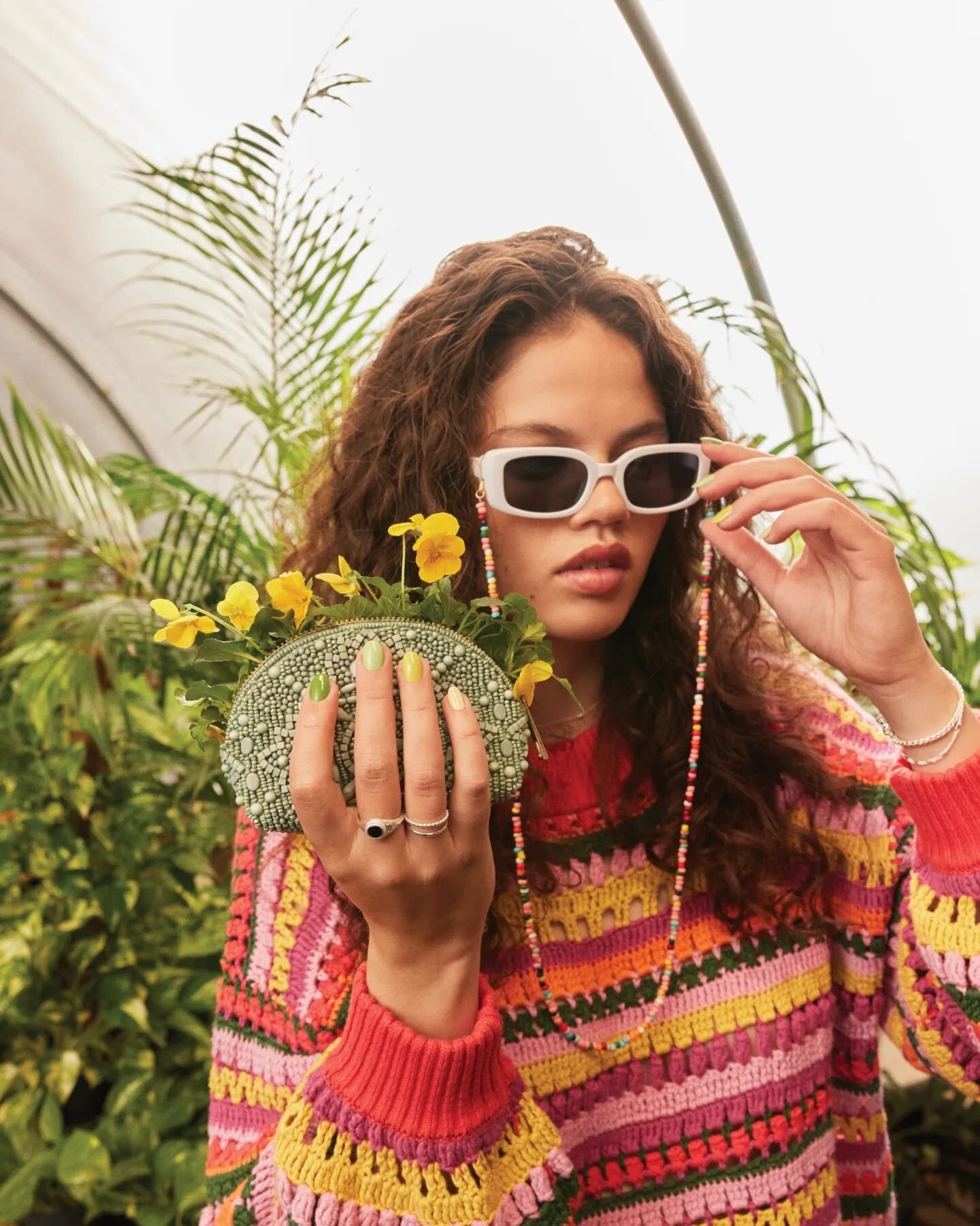 🌼🌼🌼🌼🌼🌼

Spring campaign for accessorize 

huge thanks to the ace team...

Photographer @damianweilers @raybrownpro
Art Direction @charlotte.l.watts
Stylist @hannahbeckstylist 
Props and Set @katesellerscreative
Hair and Make up @wendyturner